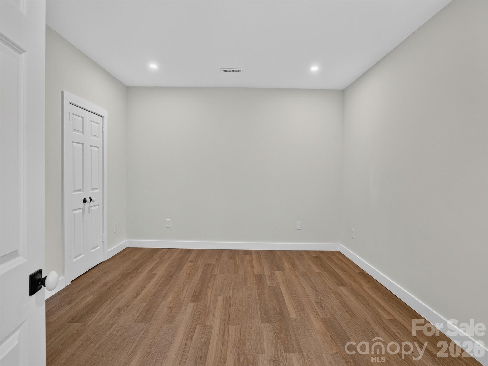 Single Family Residence at 308 Beck Creek Circle, Flat Rock, photo 38 of 47