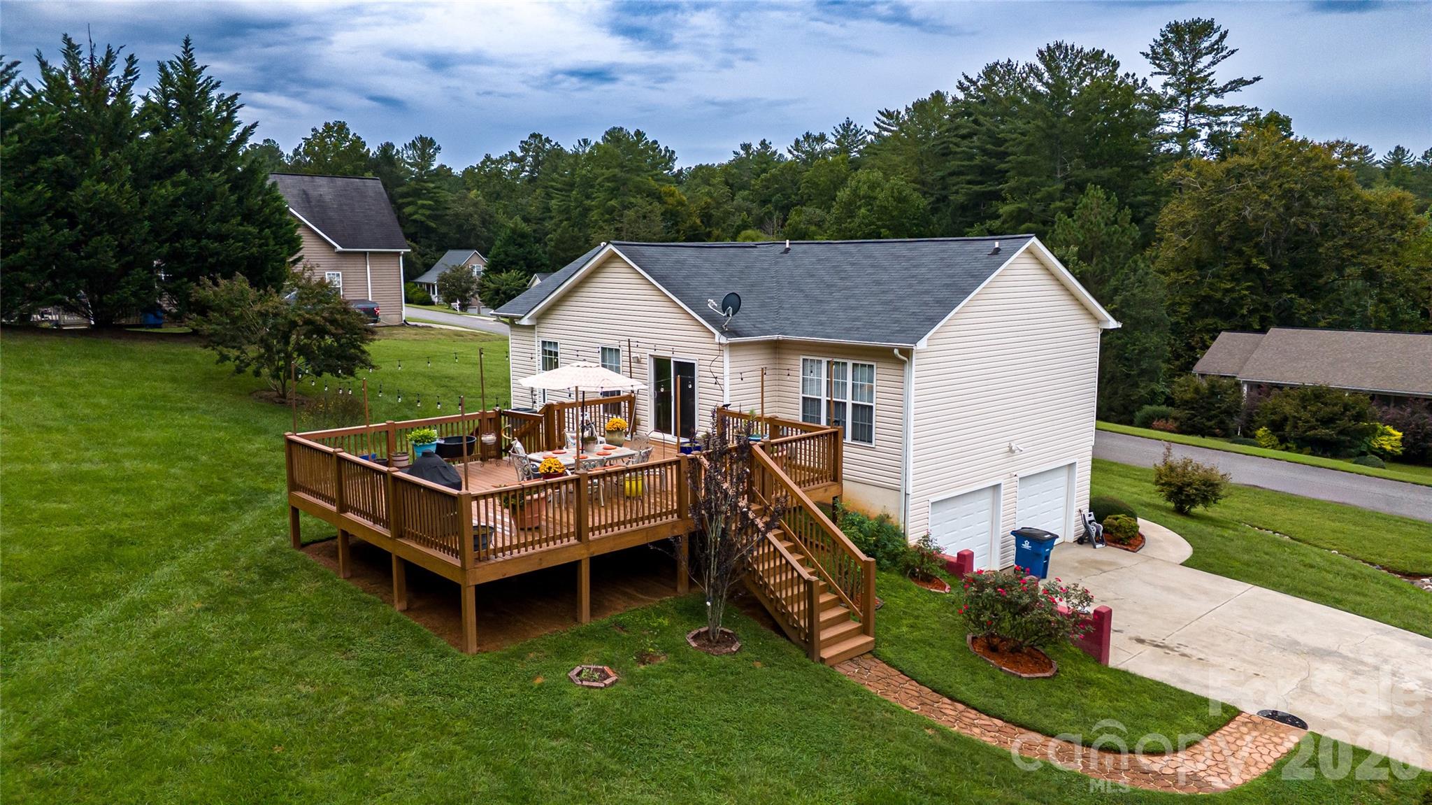 Single Family Residence at 142 Doe Run, Morganton, photo 31 of 34