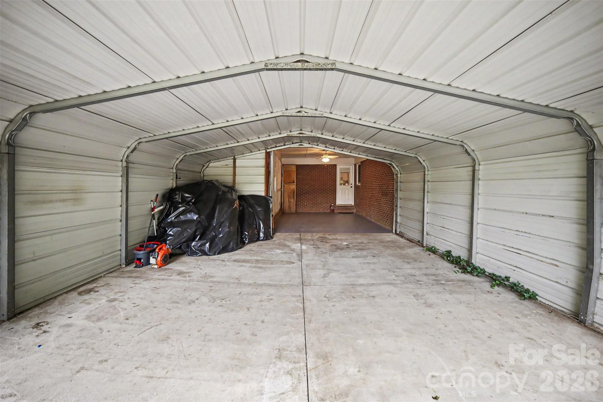 Single Family Residence at 1308 E Stagecoach Trail, Lawndale, photo 5 of 30