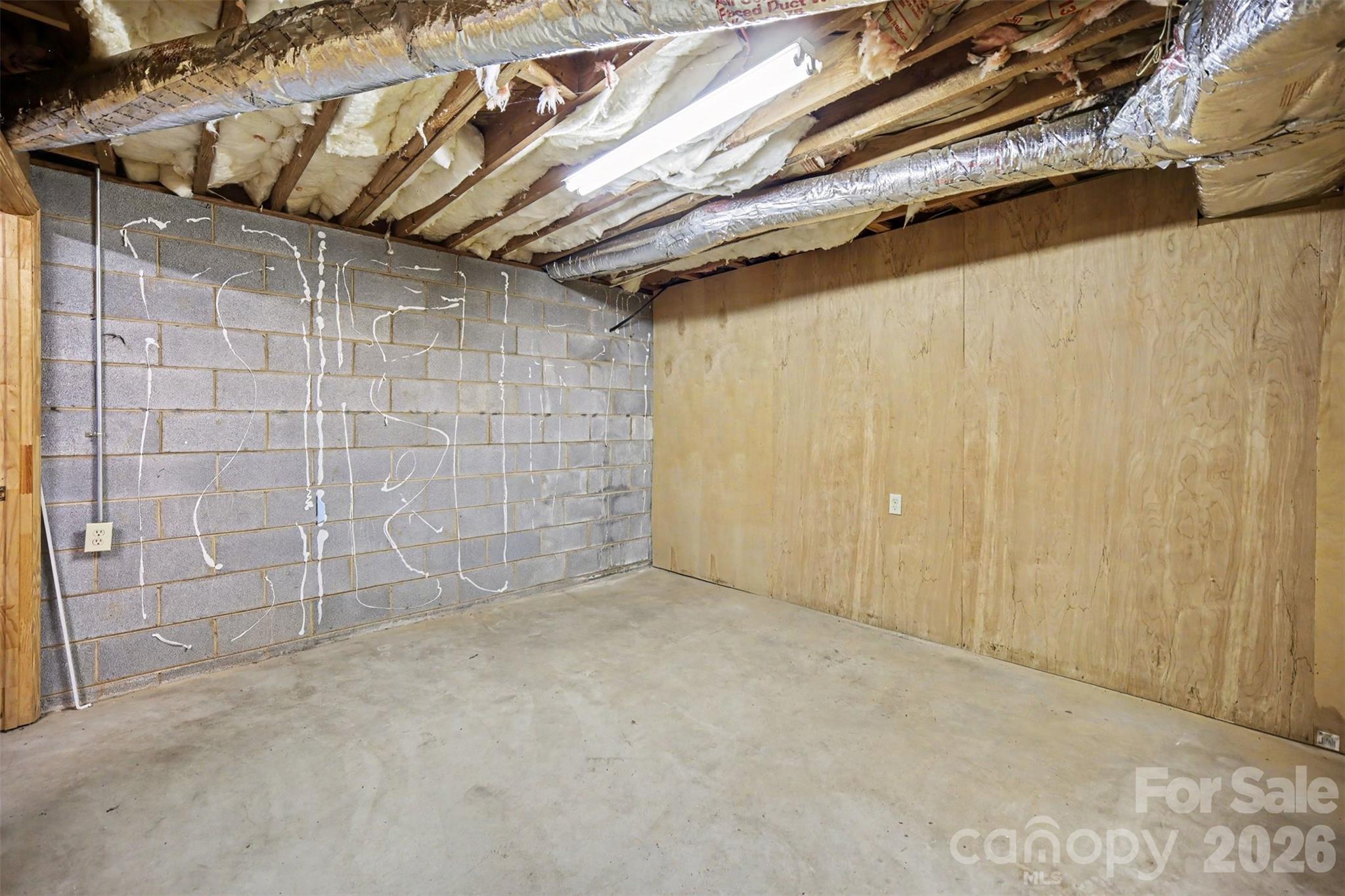 Single Family Residence at 1308 E Stagecoach Trail, Lawndale, photo 22 of 30