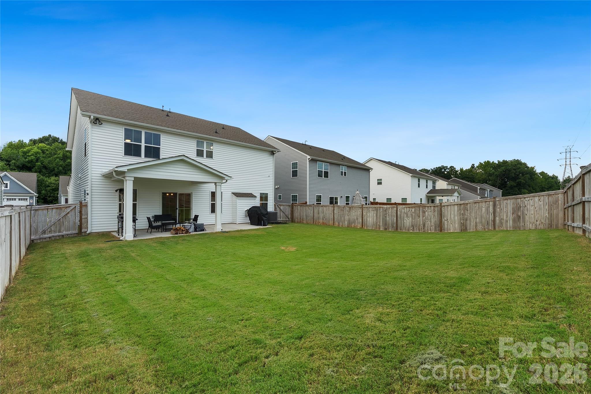 Single Family Residence at 1128 Ryan Meadow Drive, Monroe, photo 4 of 42