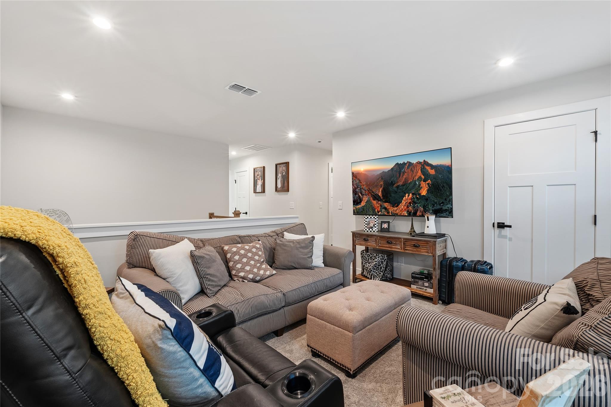 Single Family Residence at 1128 Ryan Meadow Drive, Monroe, photo 19 of 42