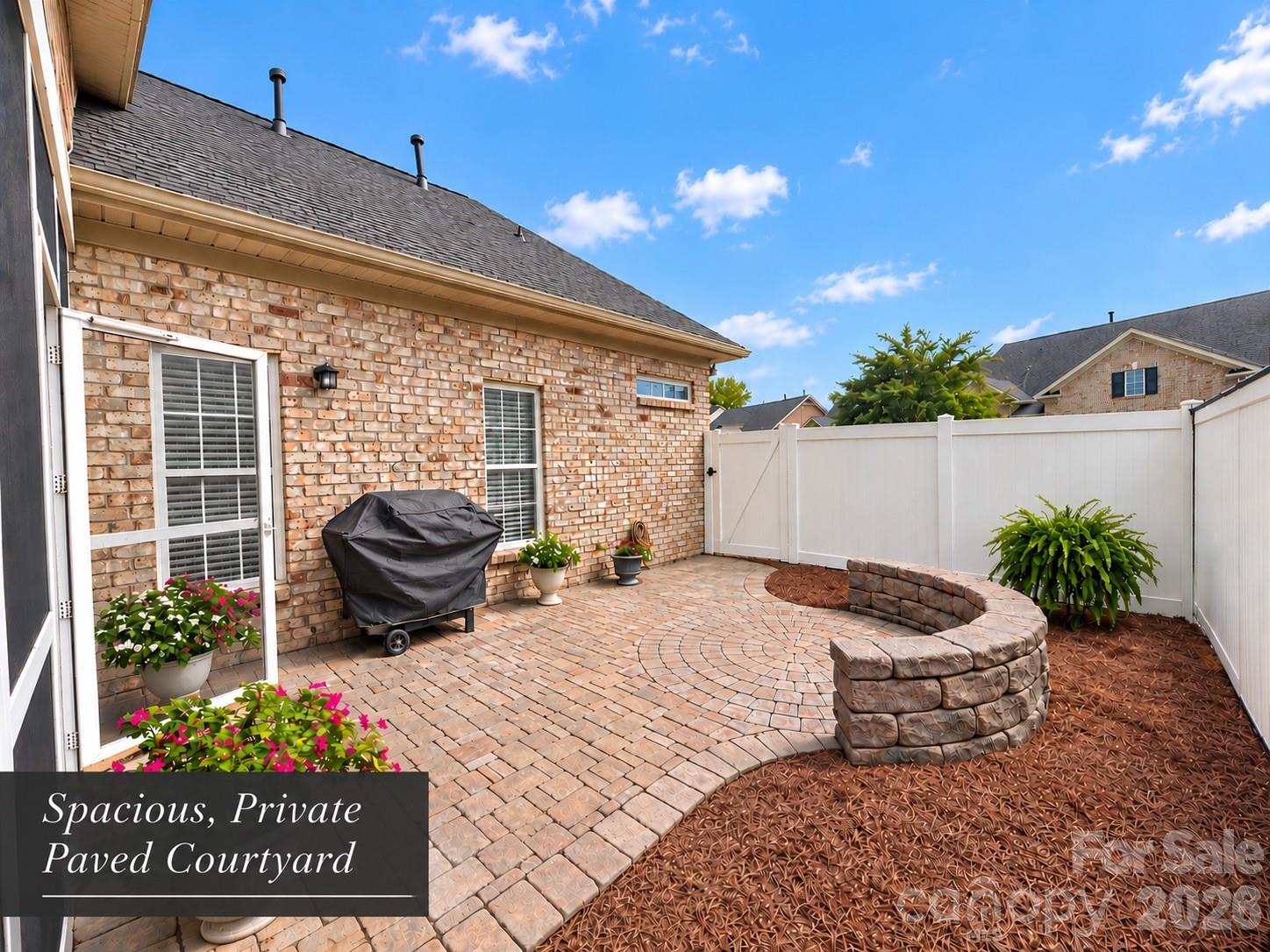 Townhouse at 416 Collingswood Drive, Winston Salem, photo 4 of 26