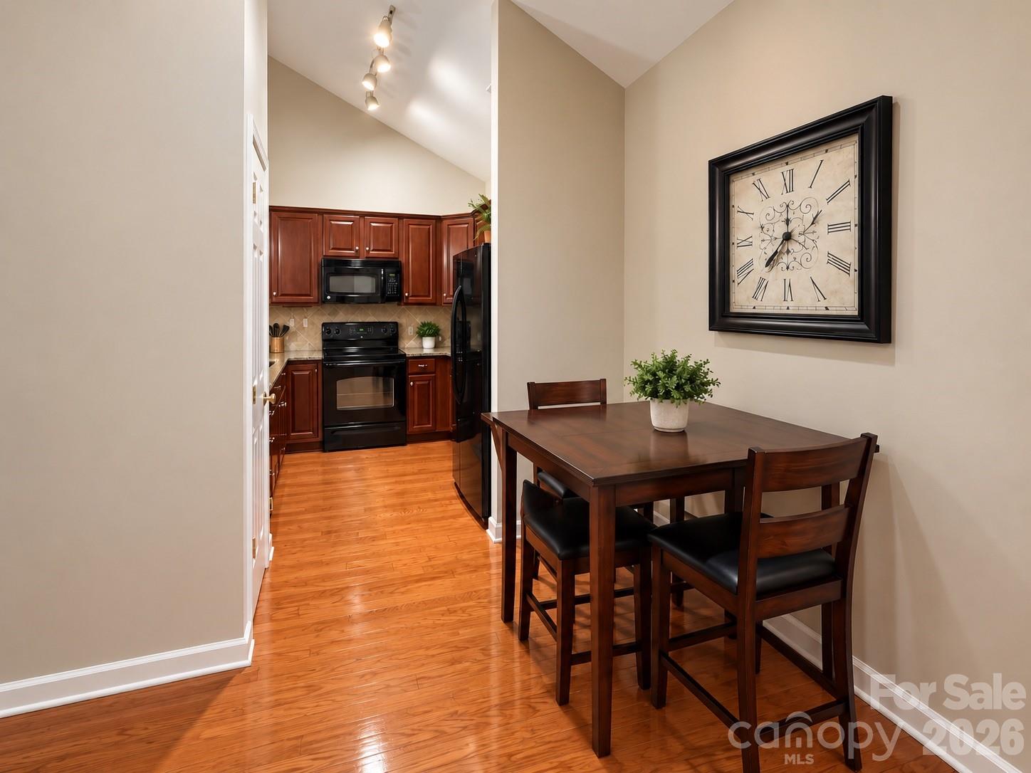Townhouse at 416 Collingswood Drive, Winston Salem, photo 7 of 26