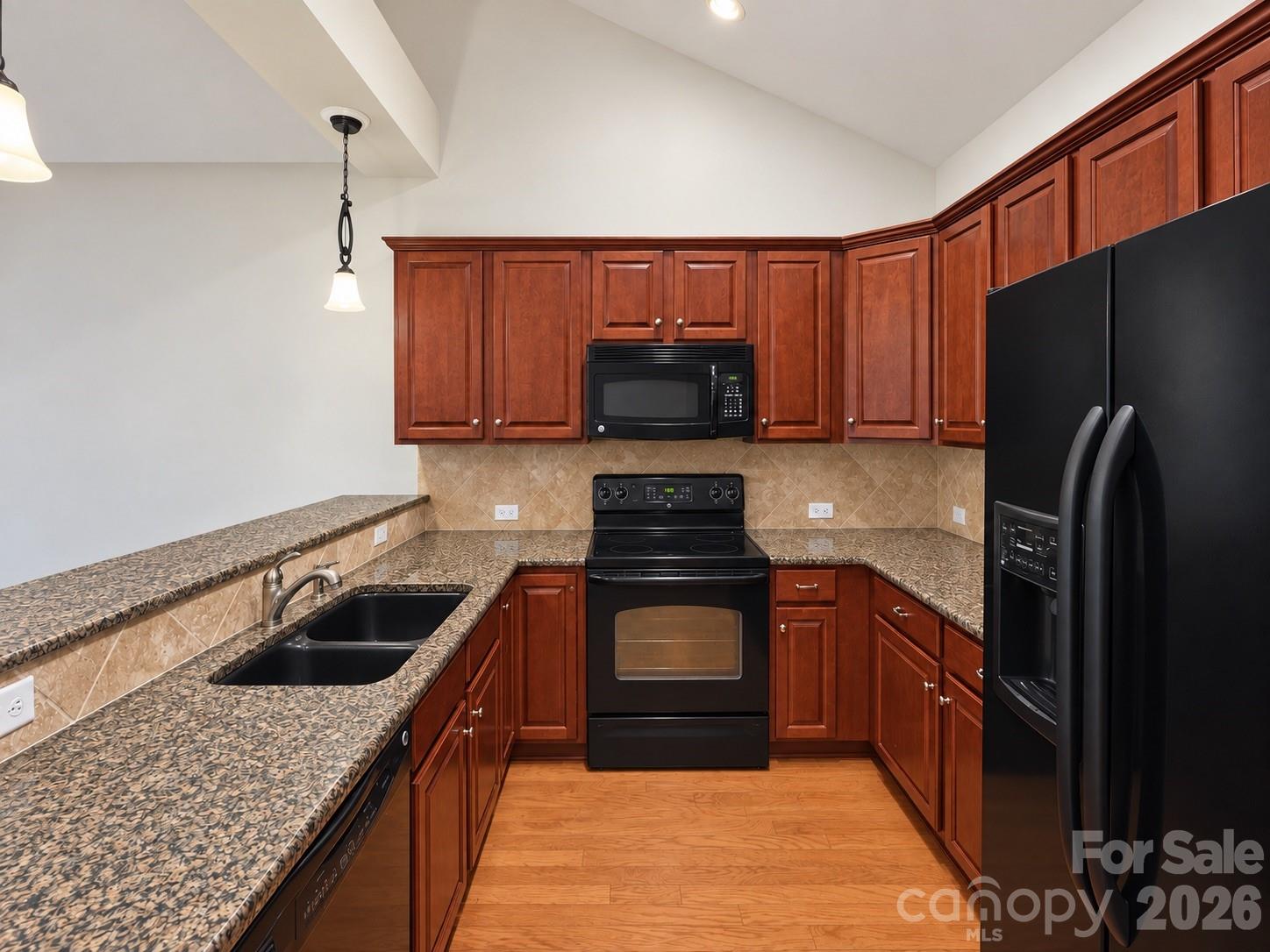 Townhouse at 416 Collingswood Drive, Winston Salem, photo 11 of 26
