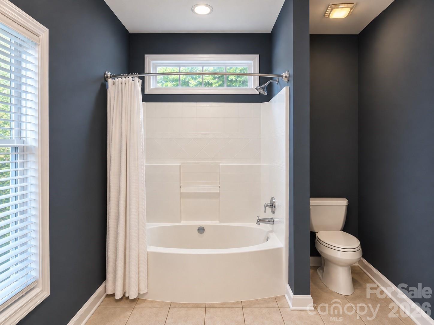 Townhouse at 416 Collingswood Drive, Winston Salem, photo 16 of 26