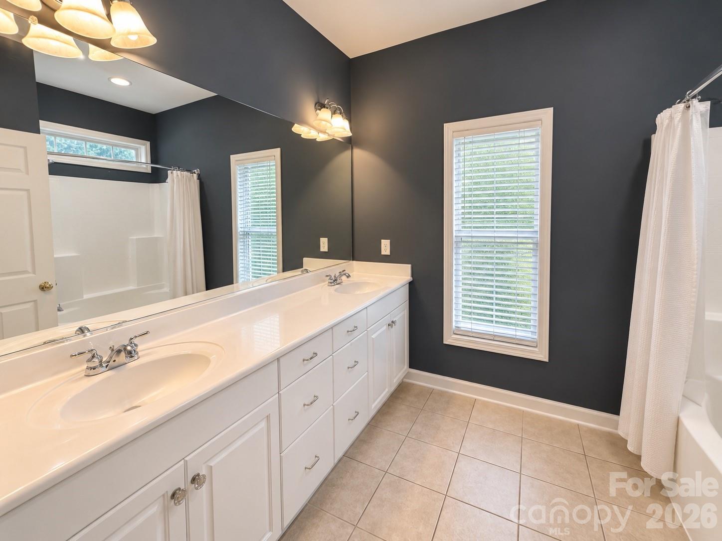 Townhouse at 416 Collingswood Drive, Winston Salem, photo 17 of 26