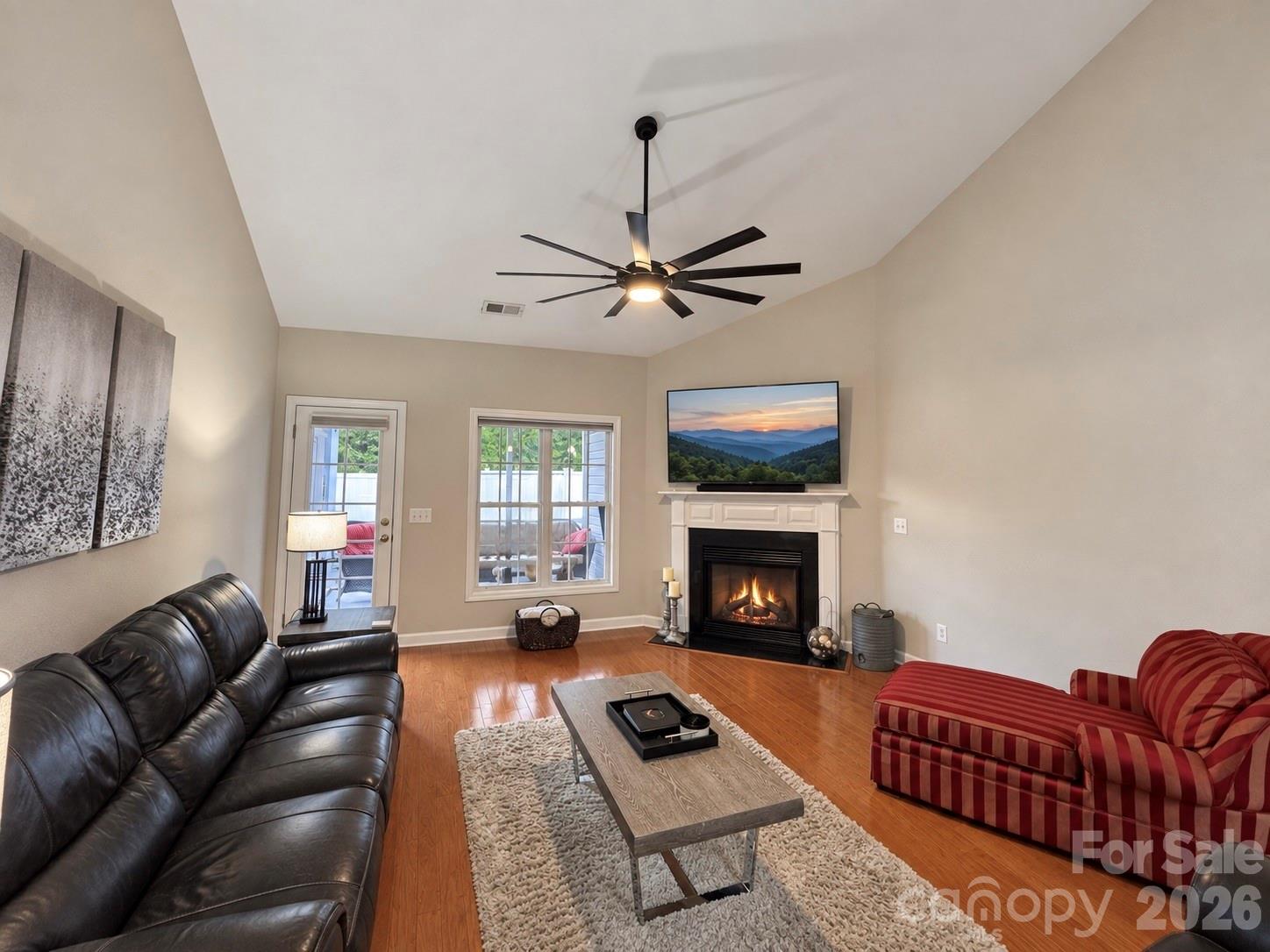 Townhouse at 416 Collingswood Drive, Winston Salem, photo 9 of 26