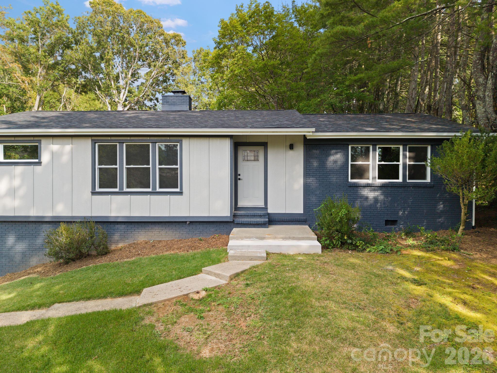 Single Family Residence at 65 Dogwood Grove, Asheville