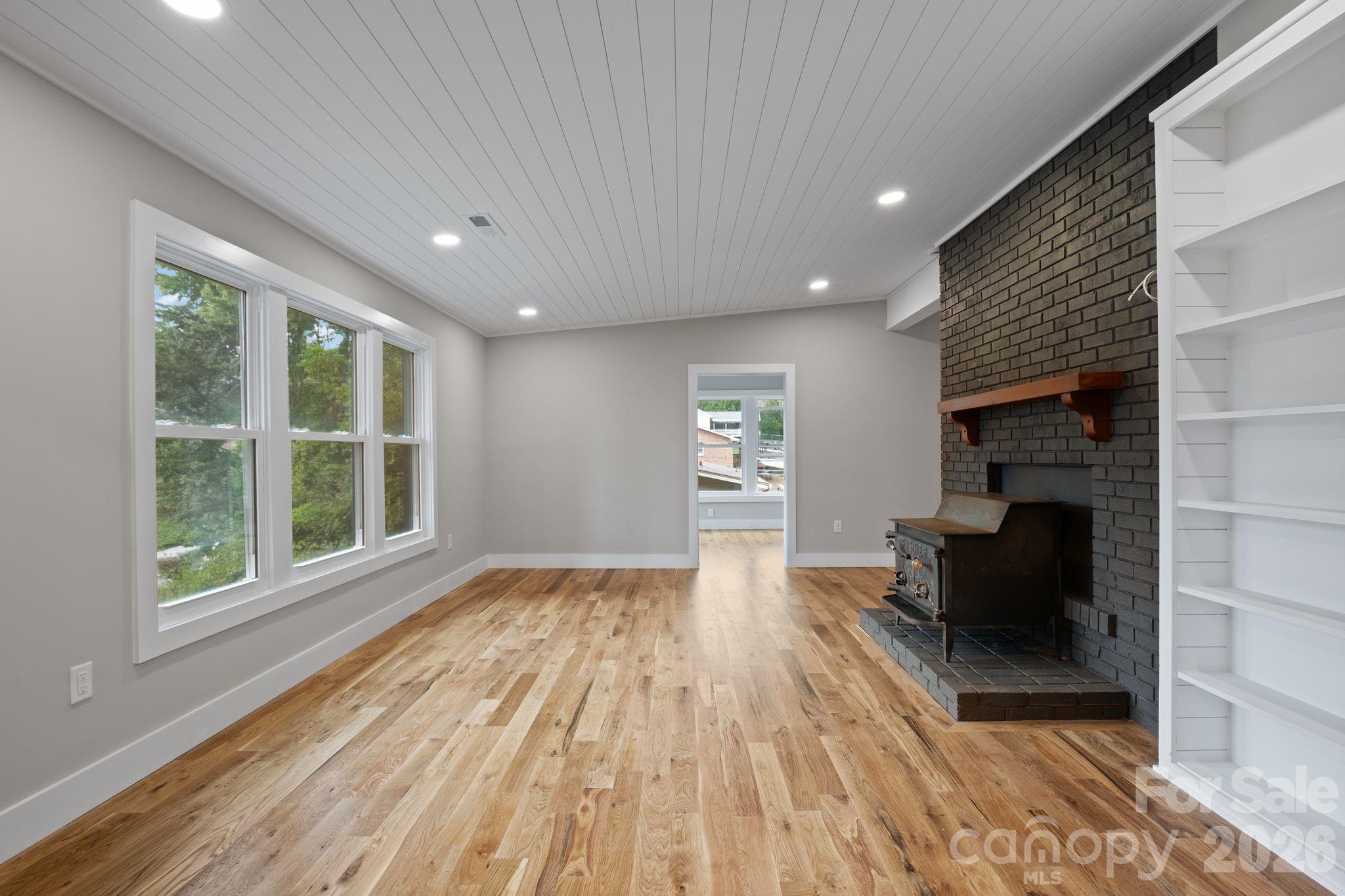 Single Family Residence at 65 Dogwood Grove, Asheville, photo 2 of 48