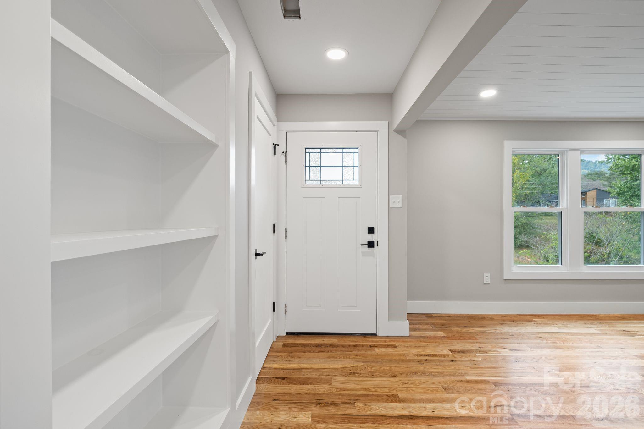 Single Family Residence at 65 Dogwood Grove, Asheville, photo 5 of 48