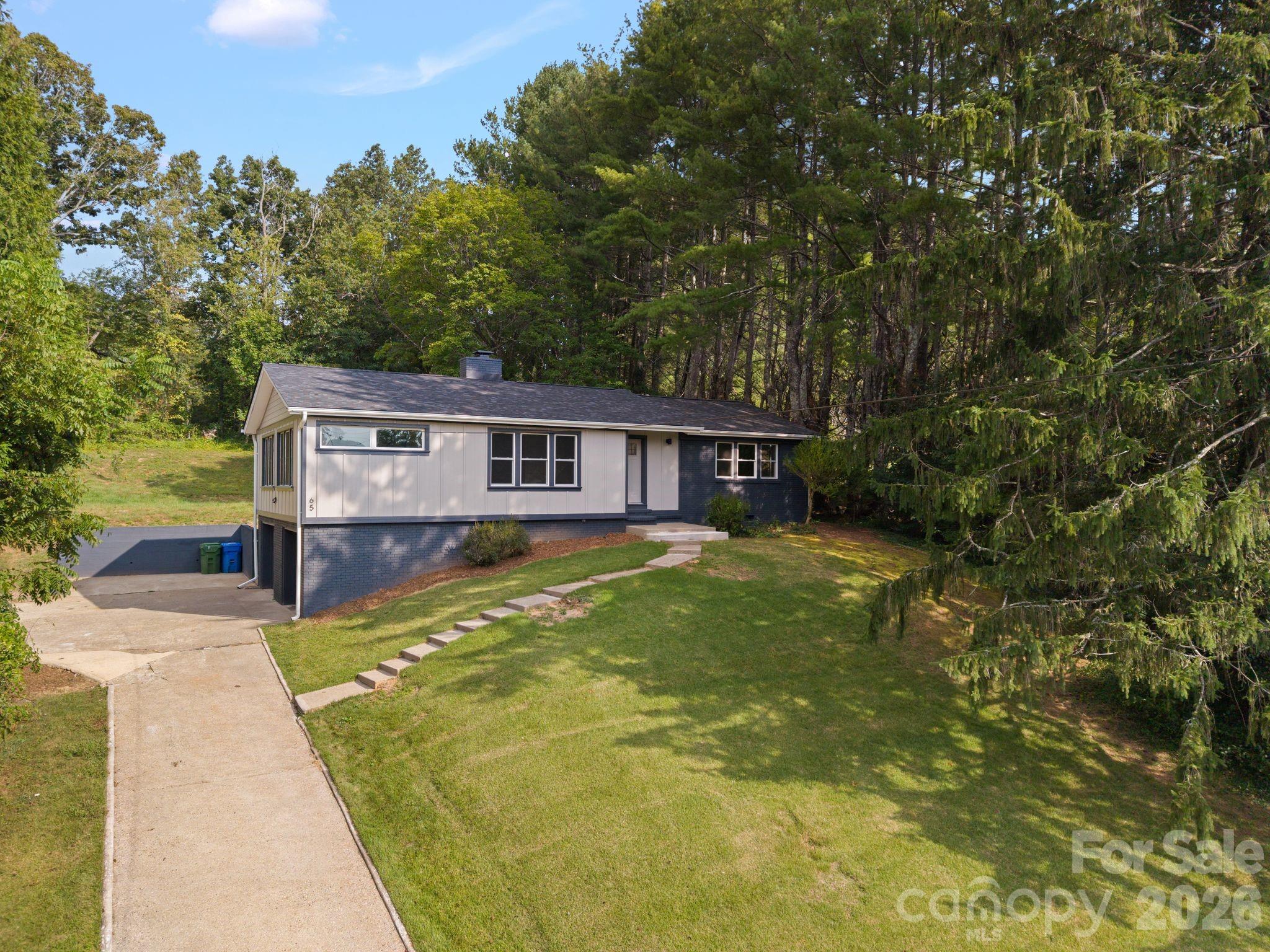 Single Family Residence at 65 Dogwood Grove, Asheville, photo 32 of 48