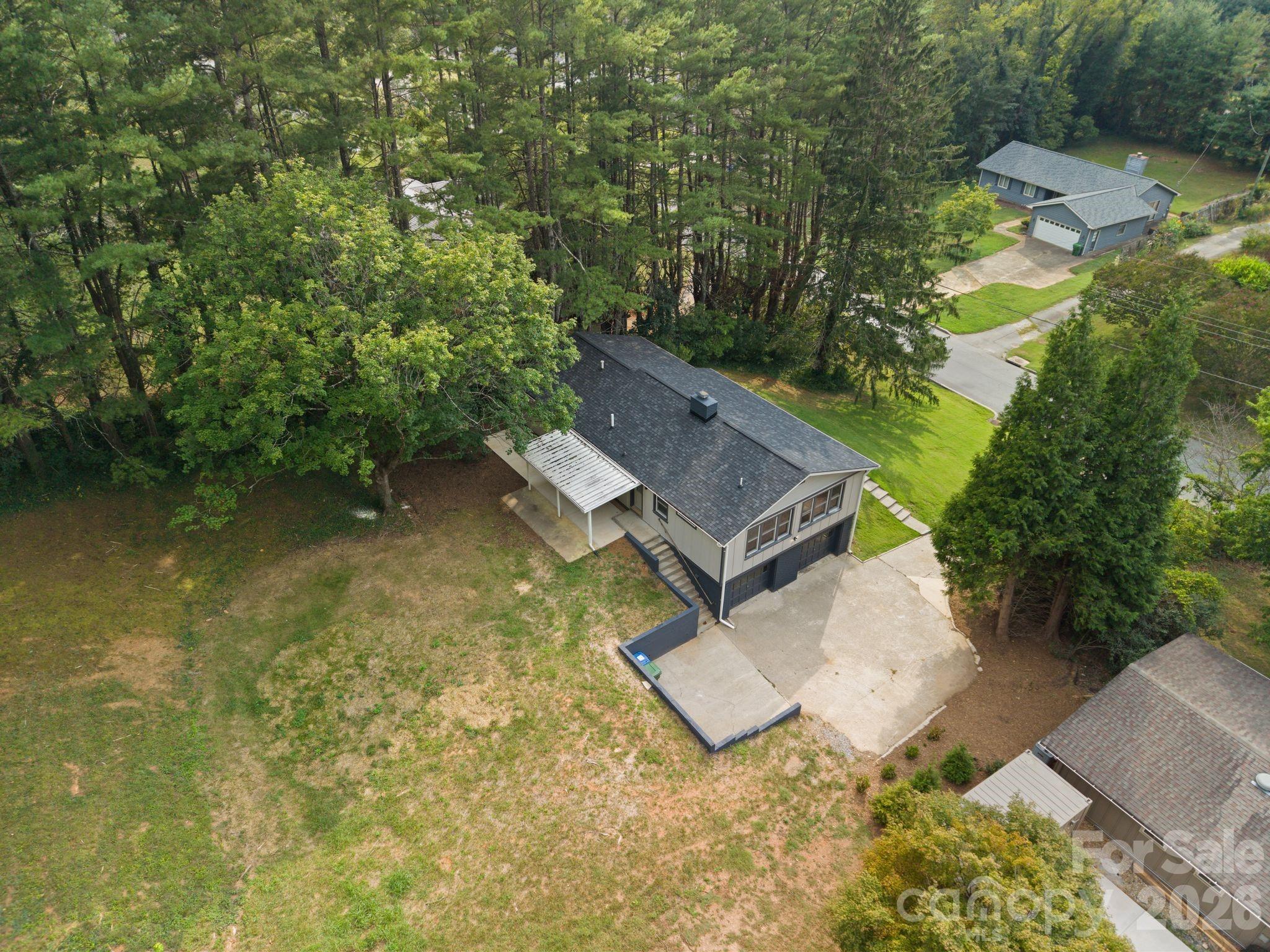 Single Family Residence at 65 Dogwood Grove, Asheville, photo 44 of 48