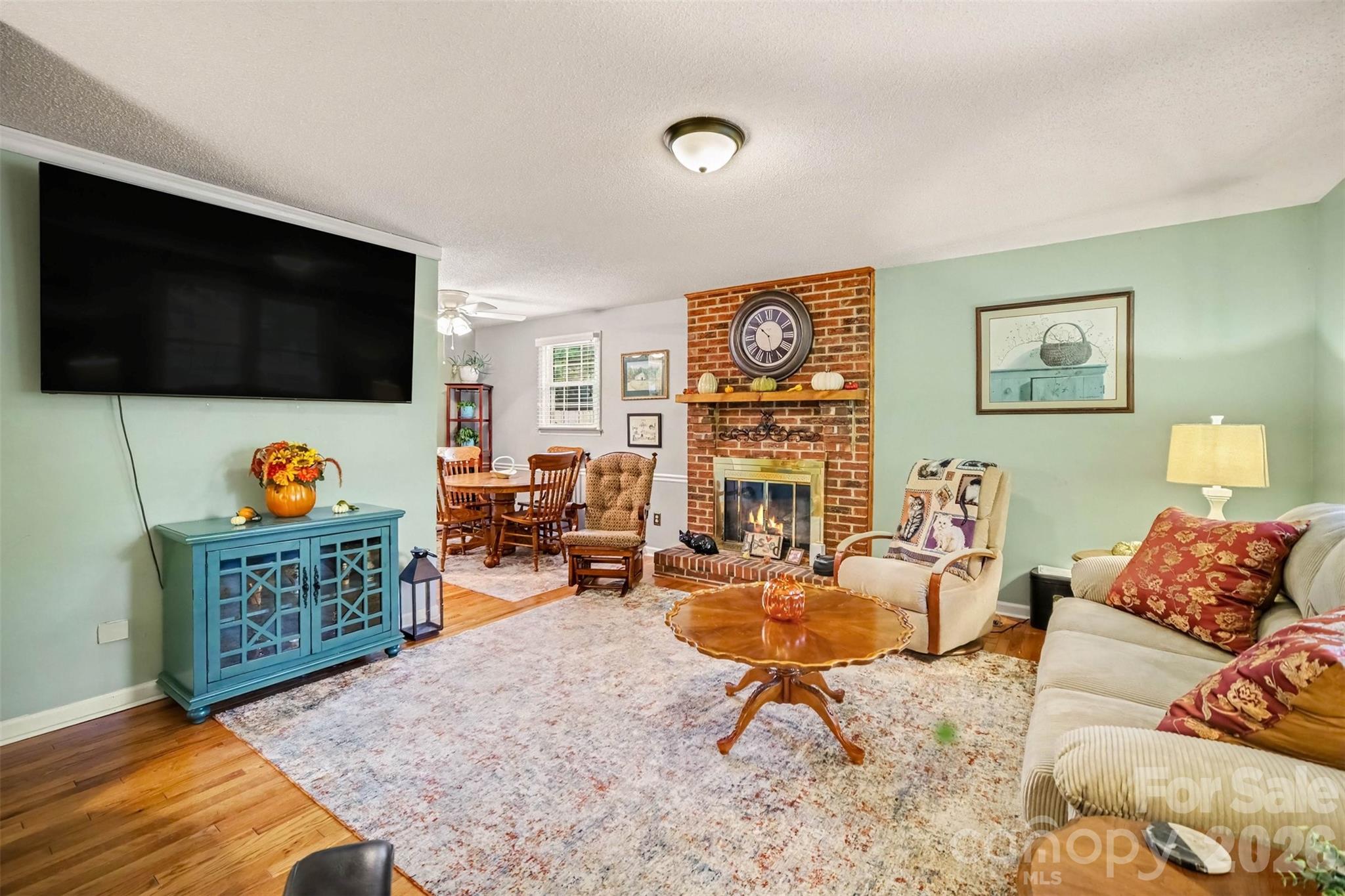 Single Family Residence at 205 Wrentree Lane, Gastonia, photo 6 of 21