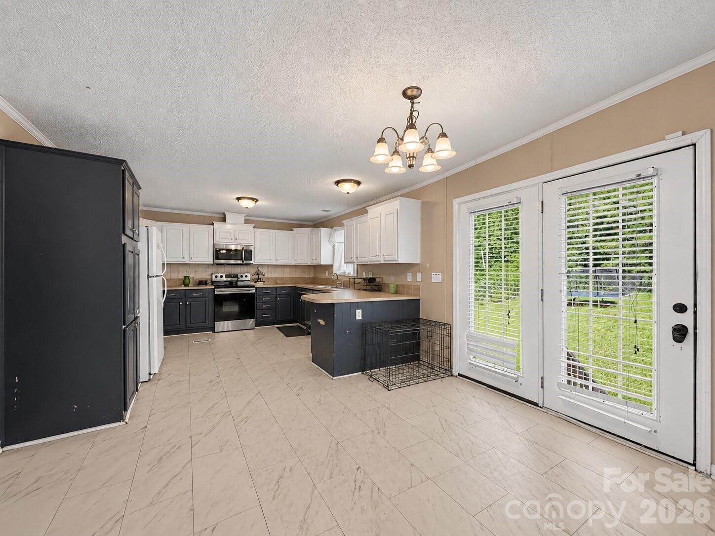 Single Family Residence at 34 Justin Lane, Cameron, photo 4 of 27