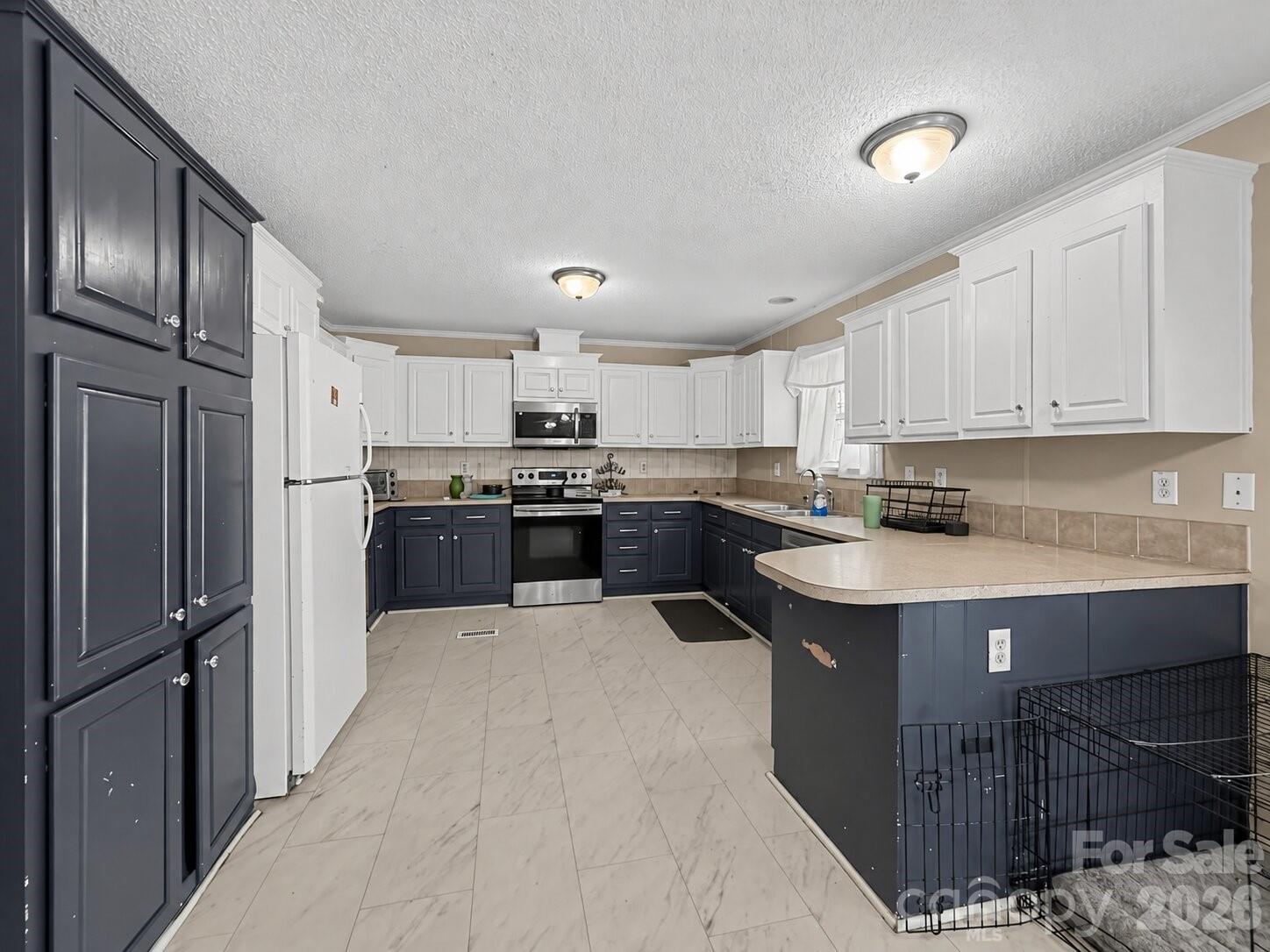 Single Family Residence at 34 Justin Lane, Cameron, photo 5 of 27