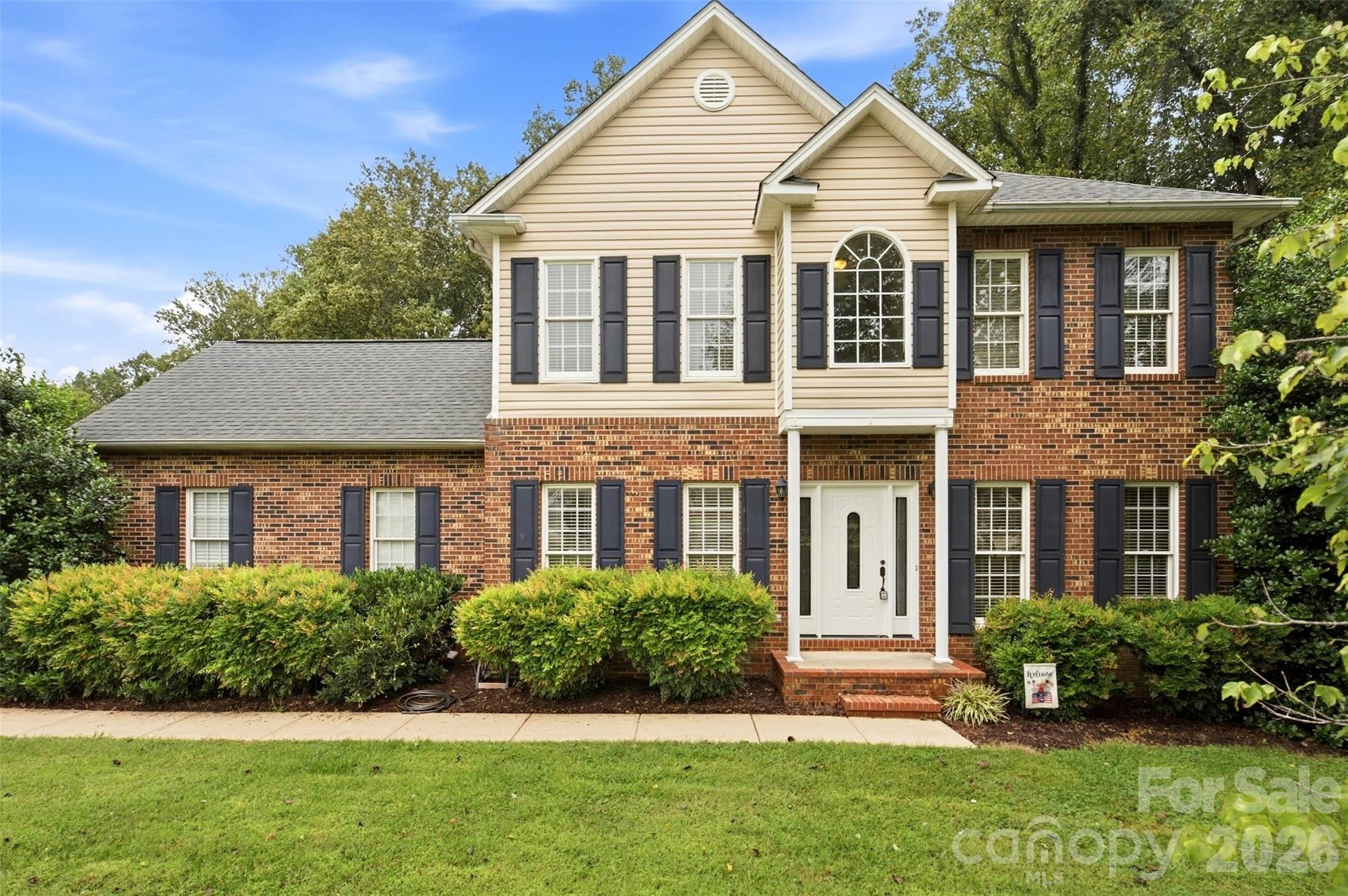 Single Family Residence at 2591 Chandy Street, Newton, photo 2 of 43