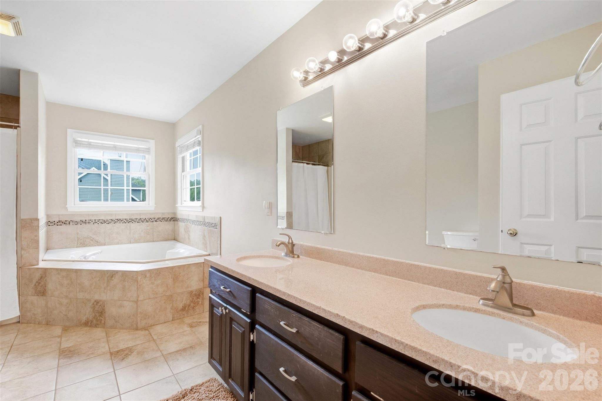 Single Family Residence at 2591 Chandy Street, Newton, photo 27 of 43