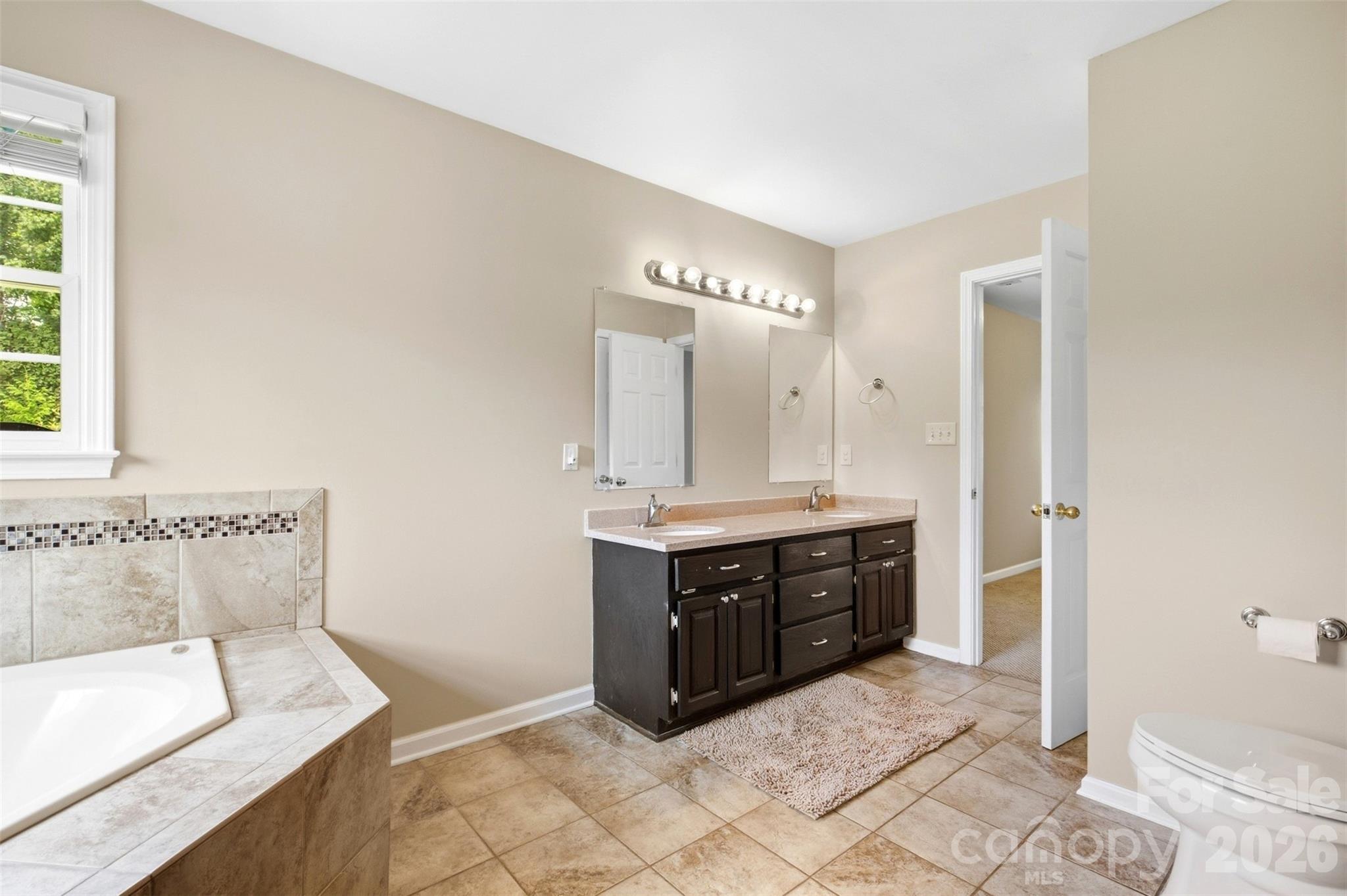 Single Family Residence at 2591 Chandy Street, Newton, photo 30 of 43