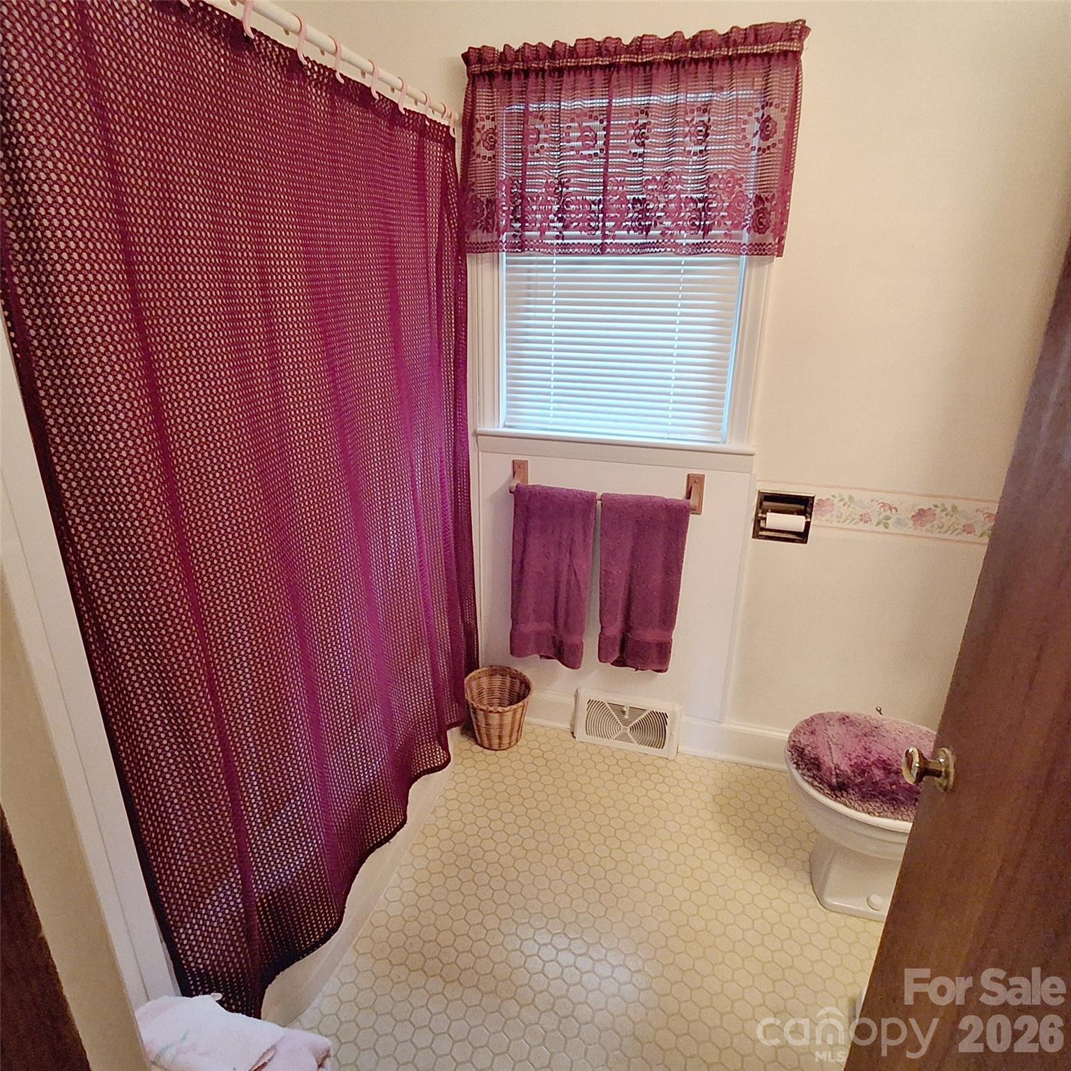 Single Family Residence at 48 Westgate Road, Asheville, photo 15 of 22