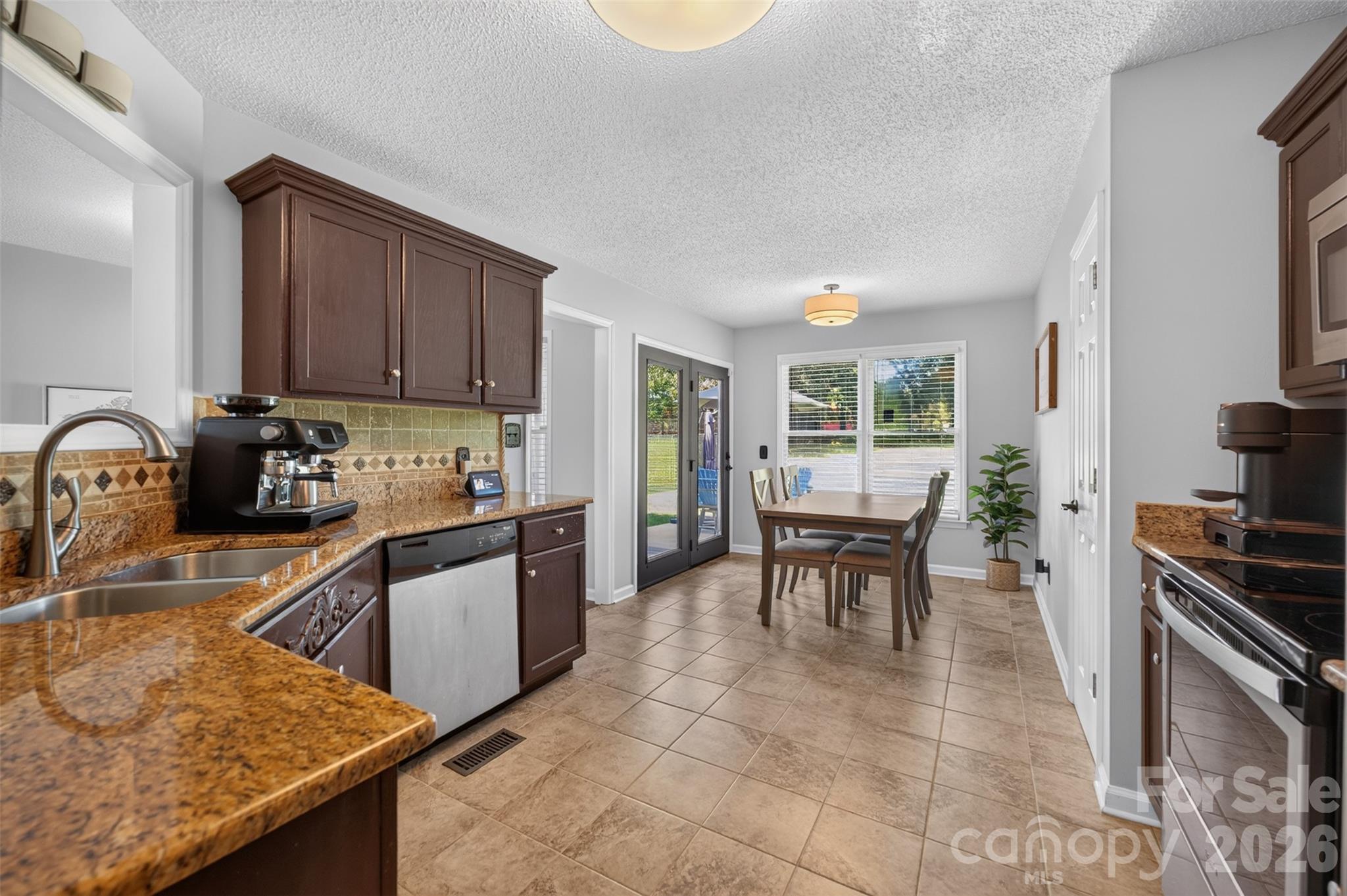 Single Family Residence at 2 Hunters Creek Lane, Granite Falls, photo 21 of 47