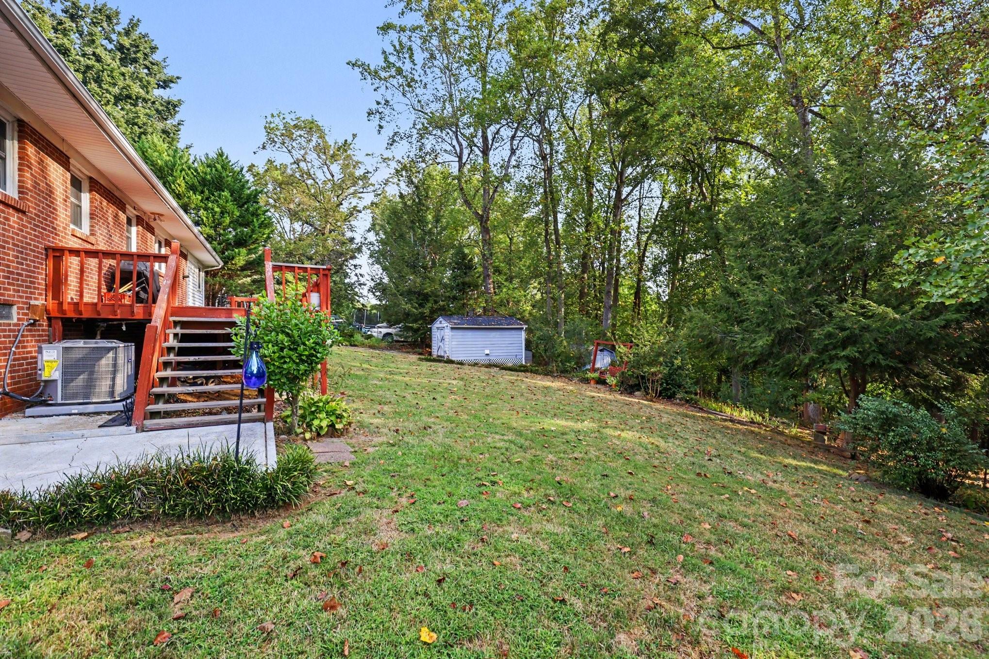 Single Family Residence at 1910 Wildwood Road, Gastonia, photo 33 of 42