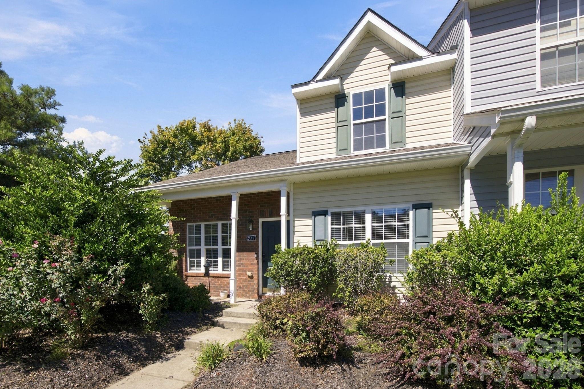 Townhouse at 931 Par One Court, Fort Mill, photo 21 of 23