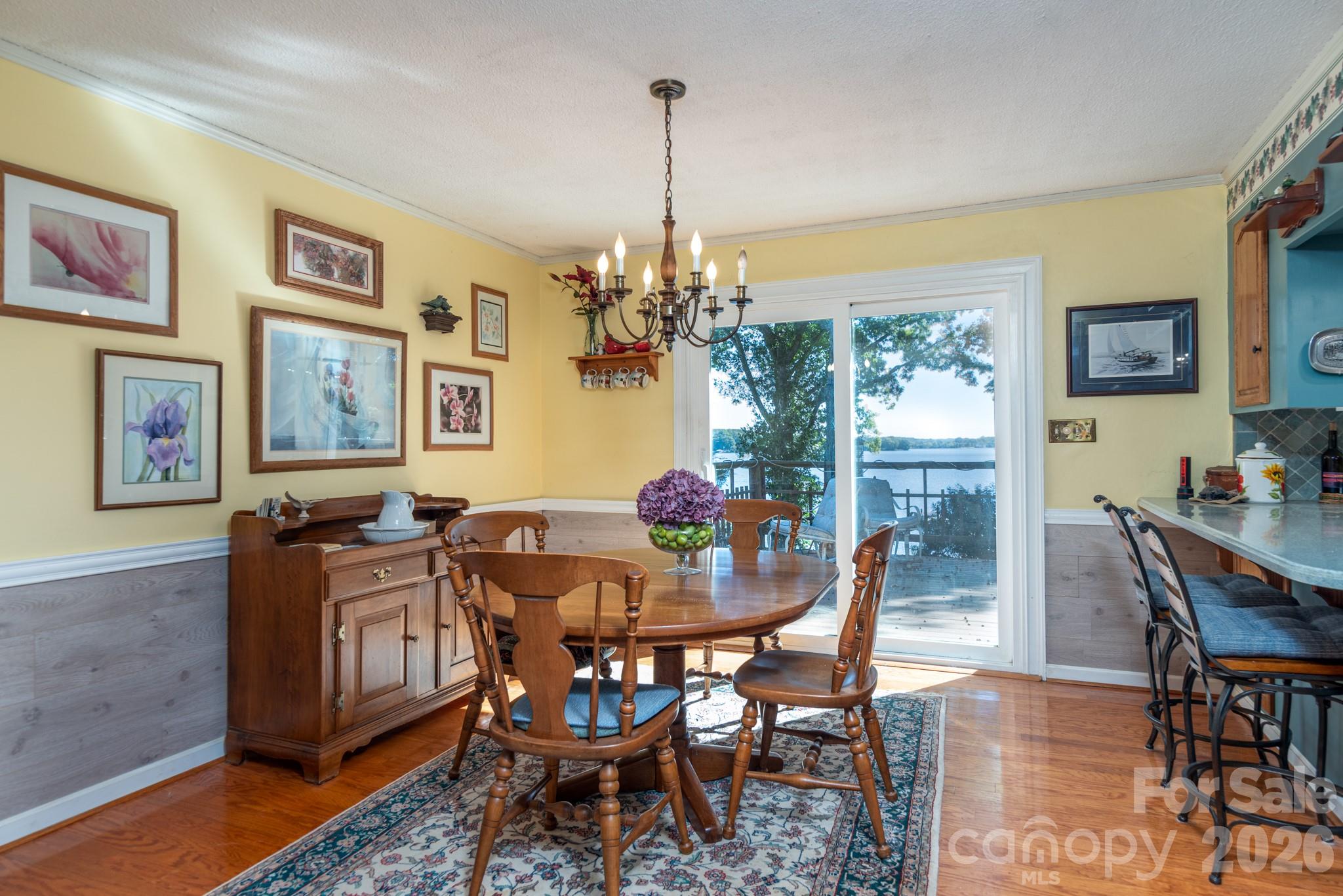 Breakfast area overlooking Lake Norman - 7889 Tradewinds Drive, Sherrills Ford