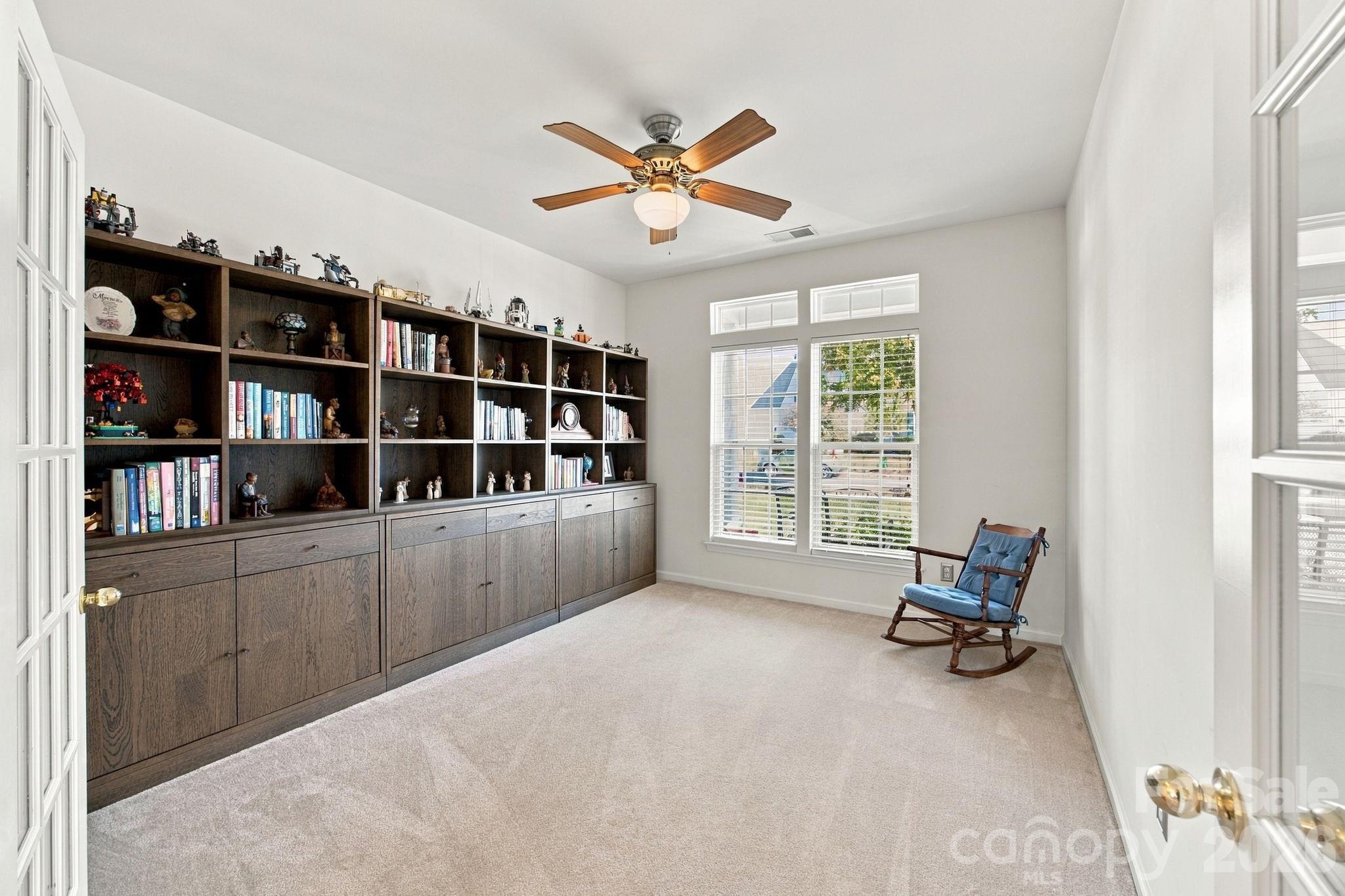 Single Family Residence at 2723 Sunberry Lane NW, Concord, photo 8 of 29
