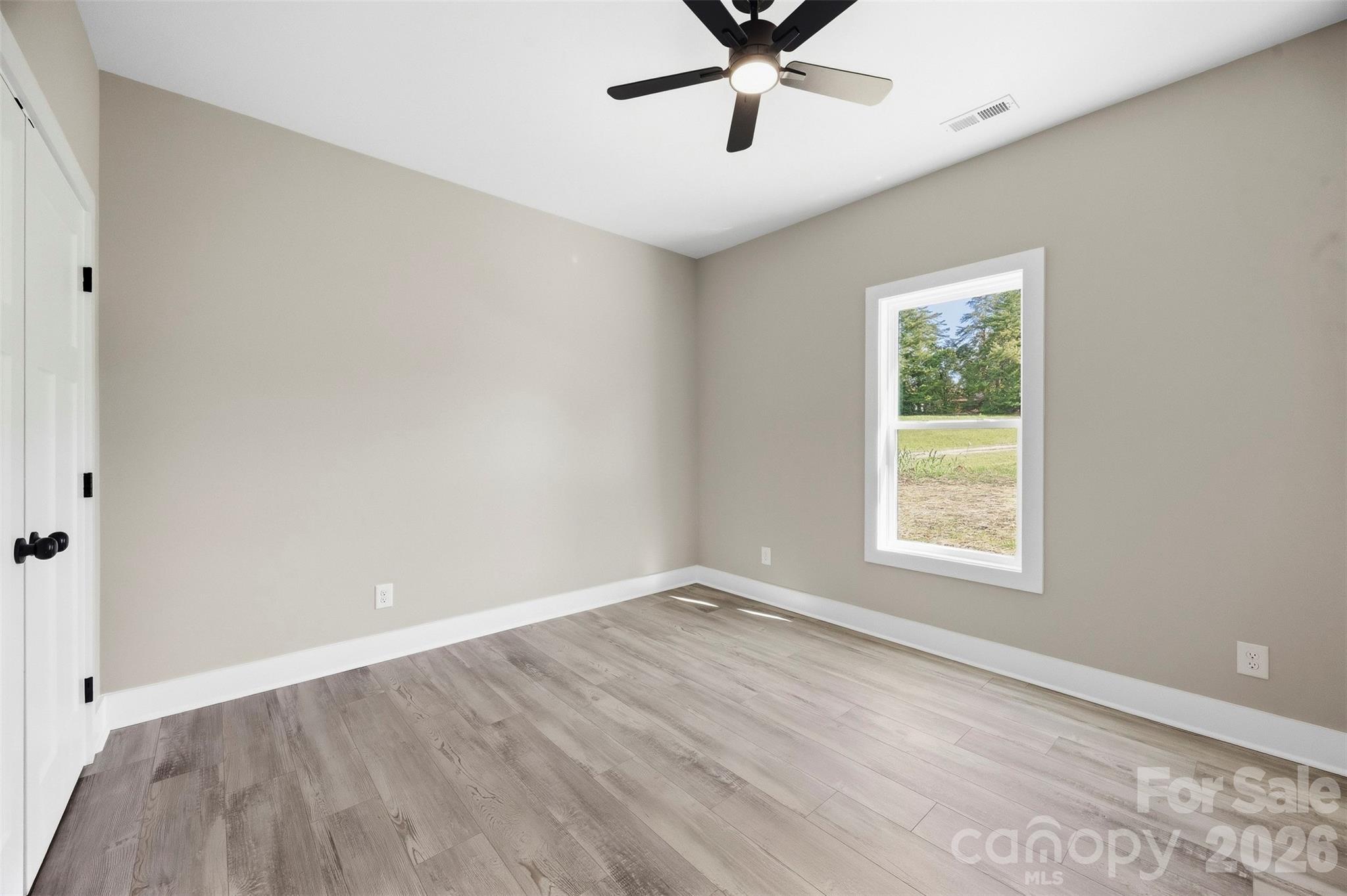 Single Family Residence at 5866 Old Mocksville Road, Salisbury, photo 16 of 45