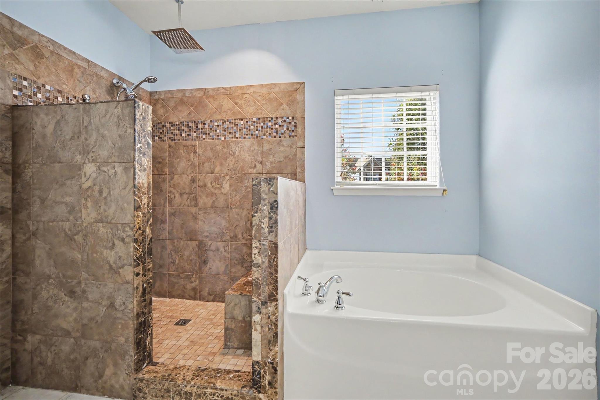 Primary Bathroom - 201 Augustus Lane, Mount Holly