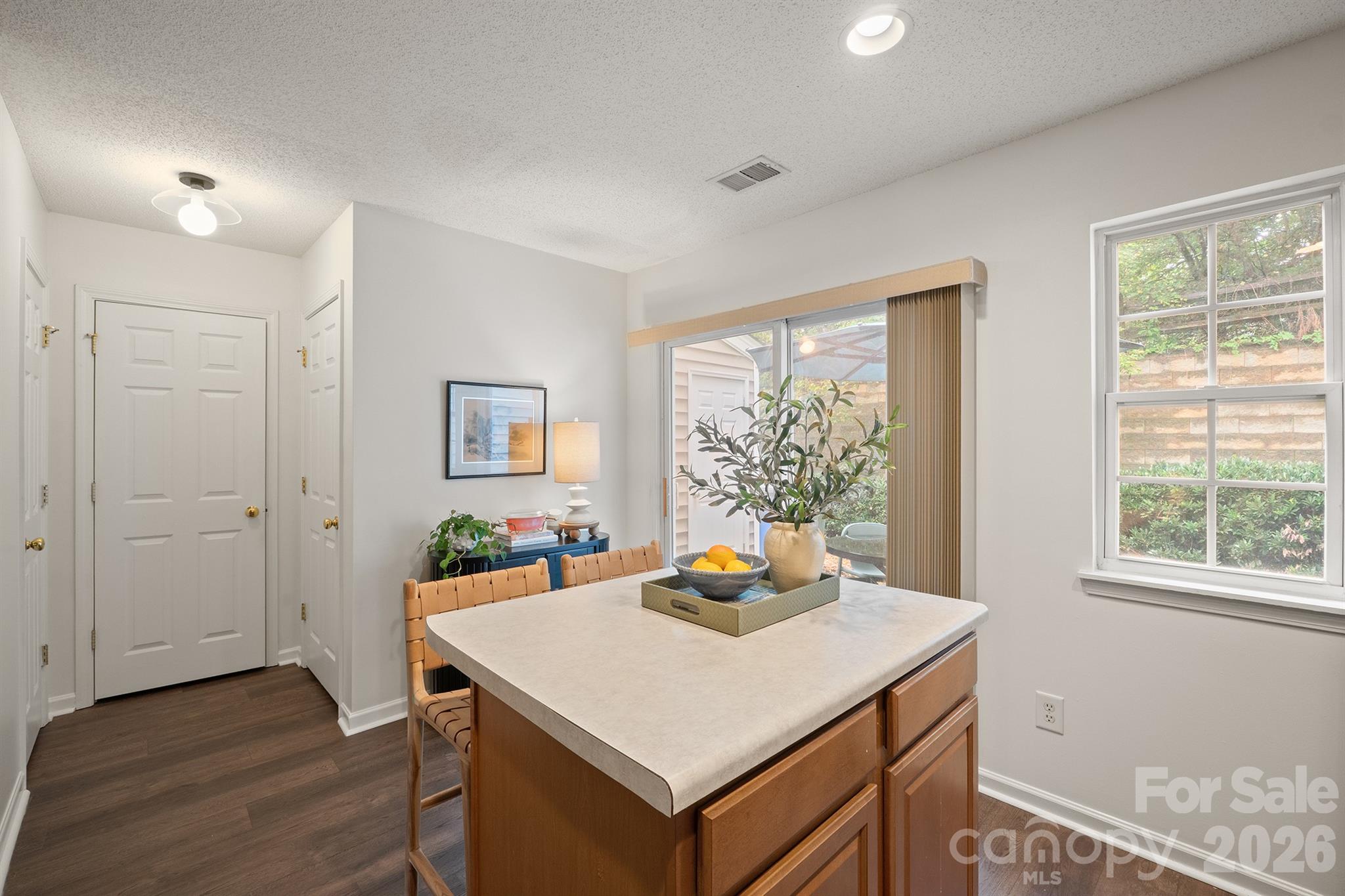 kitchen - 109 Summerwood Drive, Mooresville