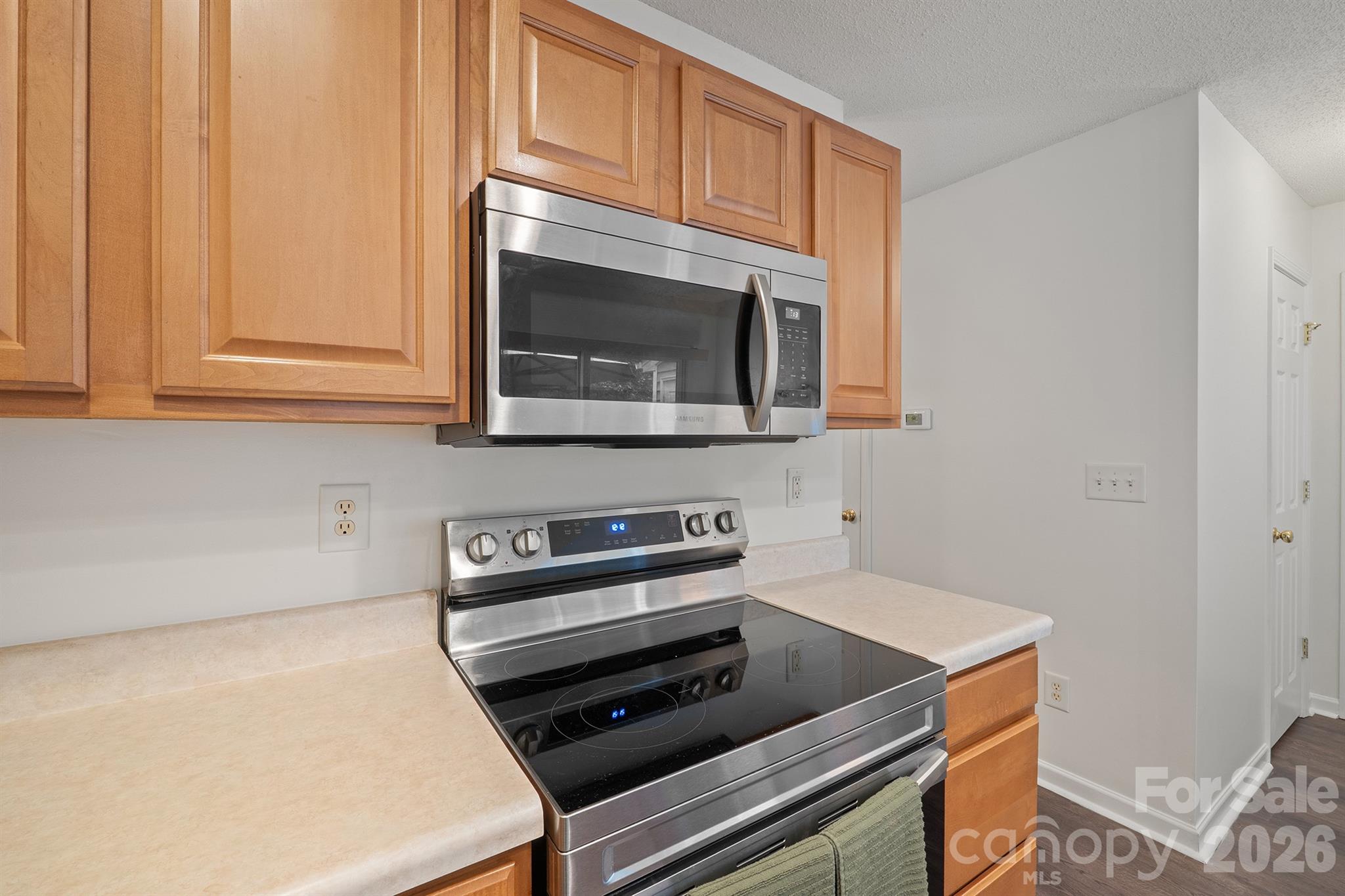 kitchen - 109 Summerwood Drive, Mooresville