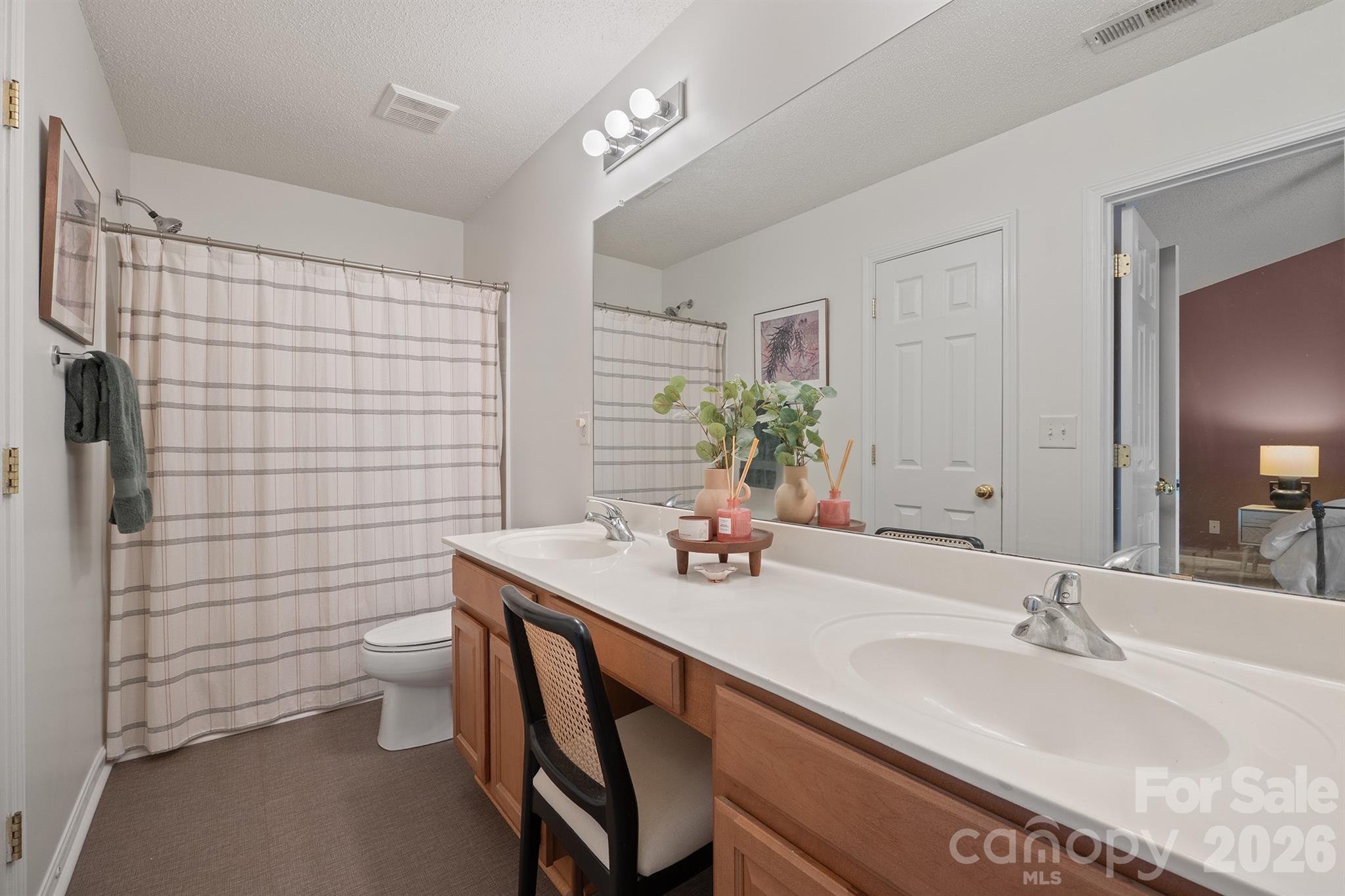 primary bath - 109 Summerwood Drive, Mooresville