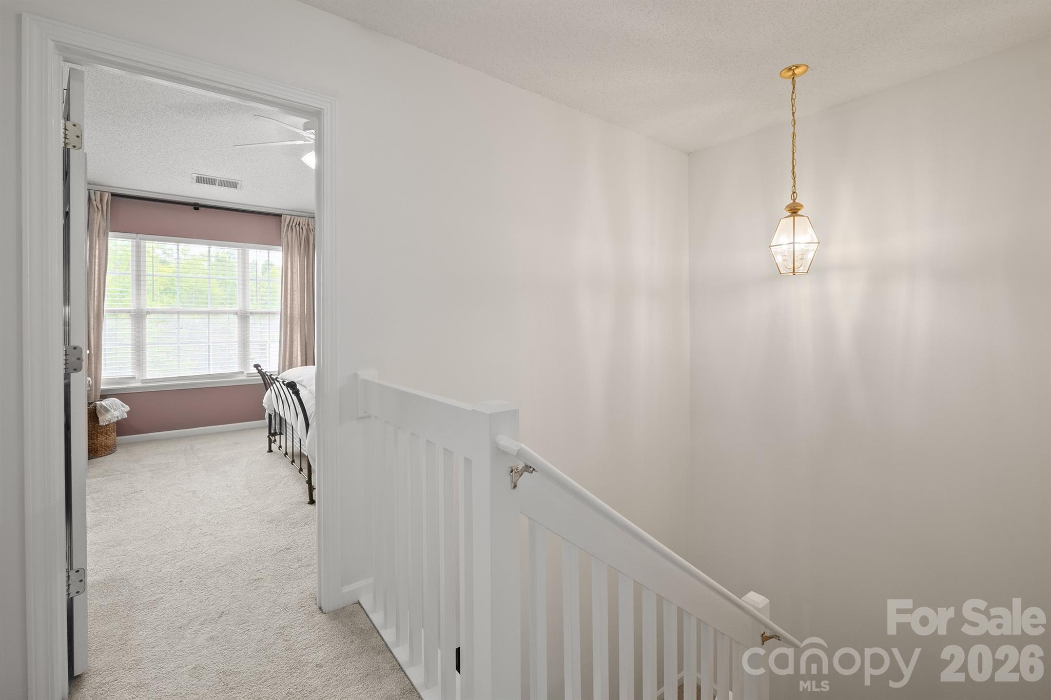 upstairs hallway - 109 Summerwood Drive, Mooresville
