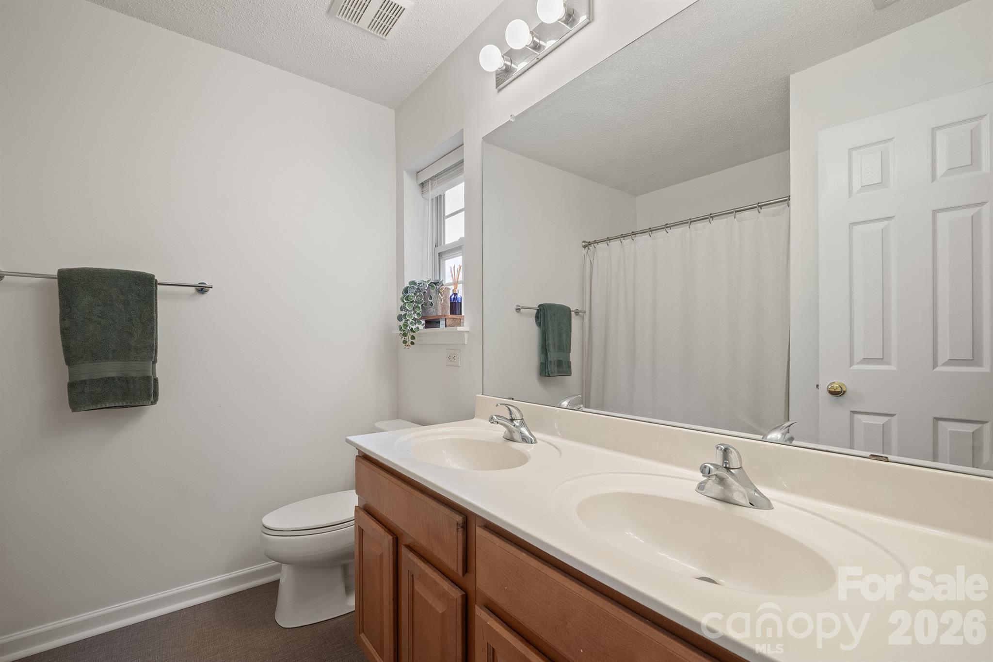 full bath #2 - 109 Summerwood Drive, Mooresville