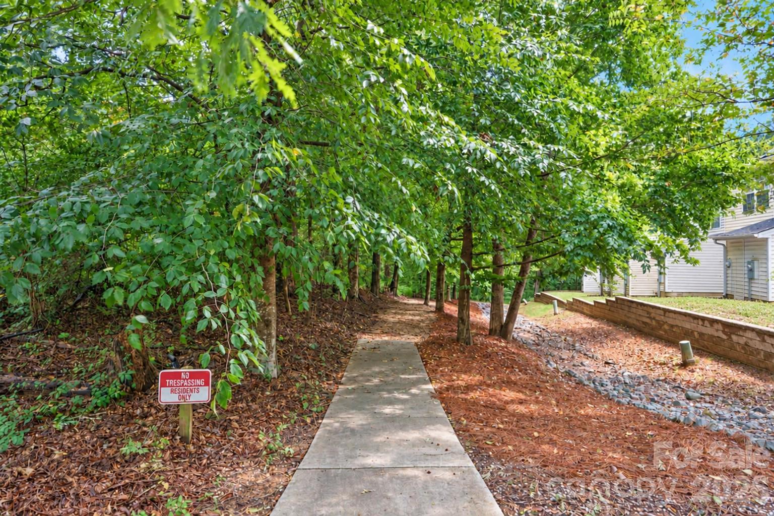 neighborhood walking trails - 109 Summerwood Drive, Mooresville