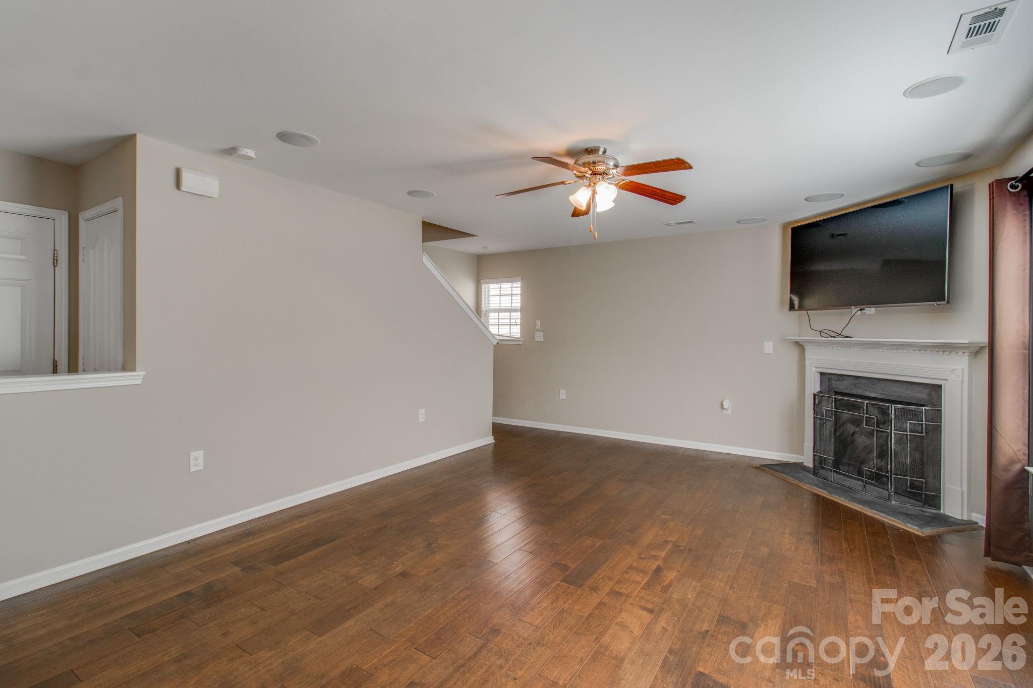 Single Family Residence at 2115 Fieldstone Gate Cove, Monroe, photo 11 of 40