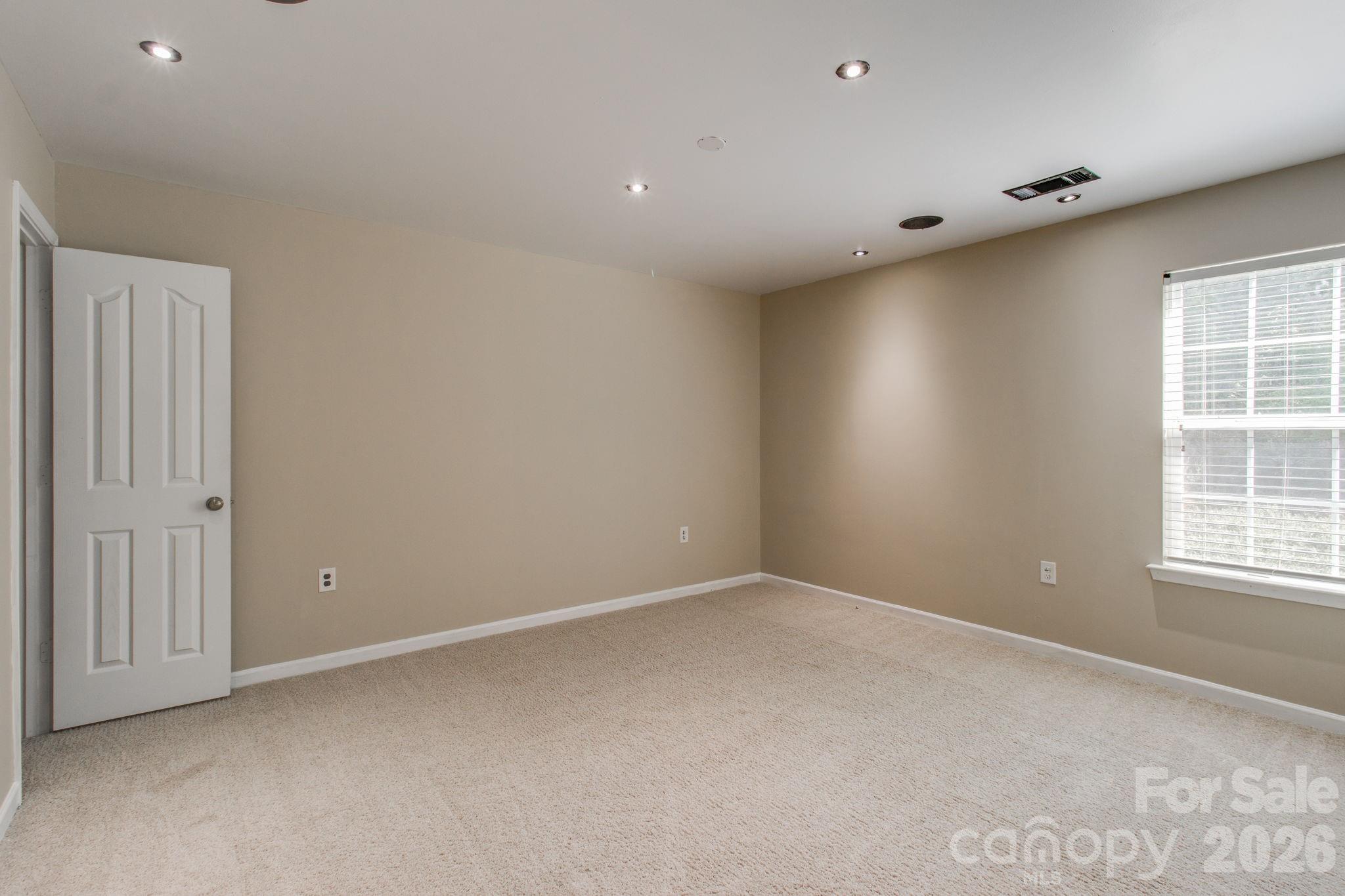 Single Family Residence at 2115 Fieldstone Gate Cove, Monroe, photo 27 of 40