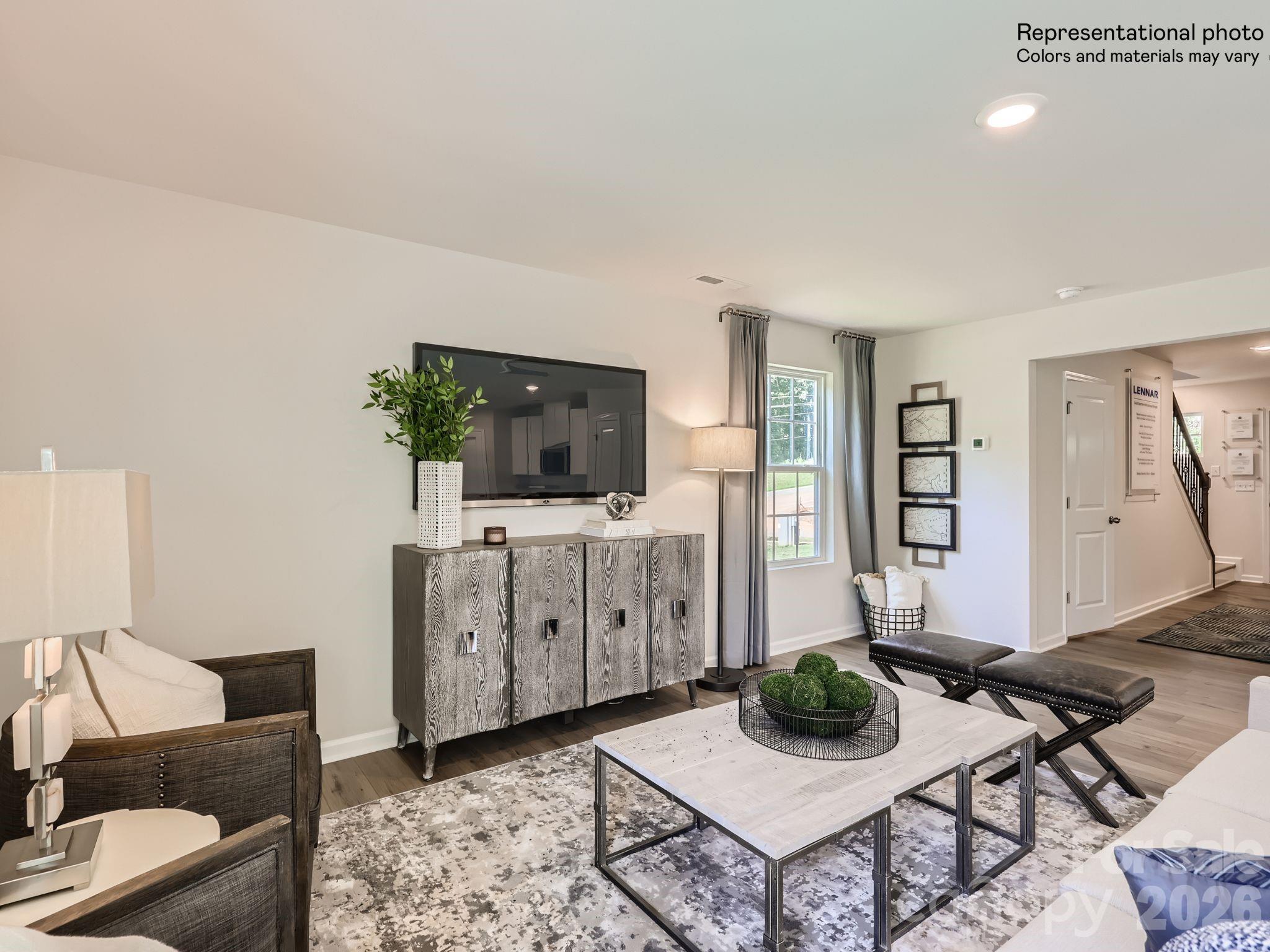 Single Family Residence at 4045 Oxford Glen Drive, Claremont, photo 4 of 7