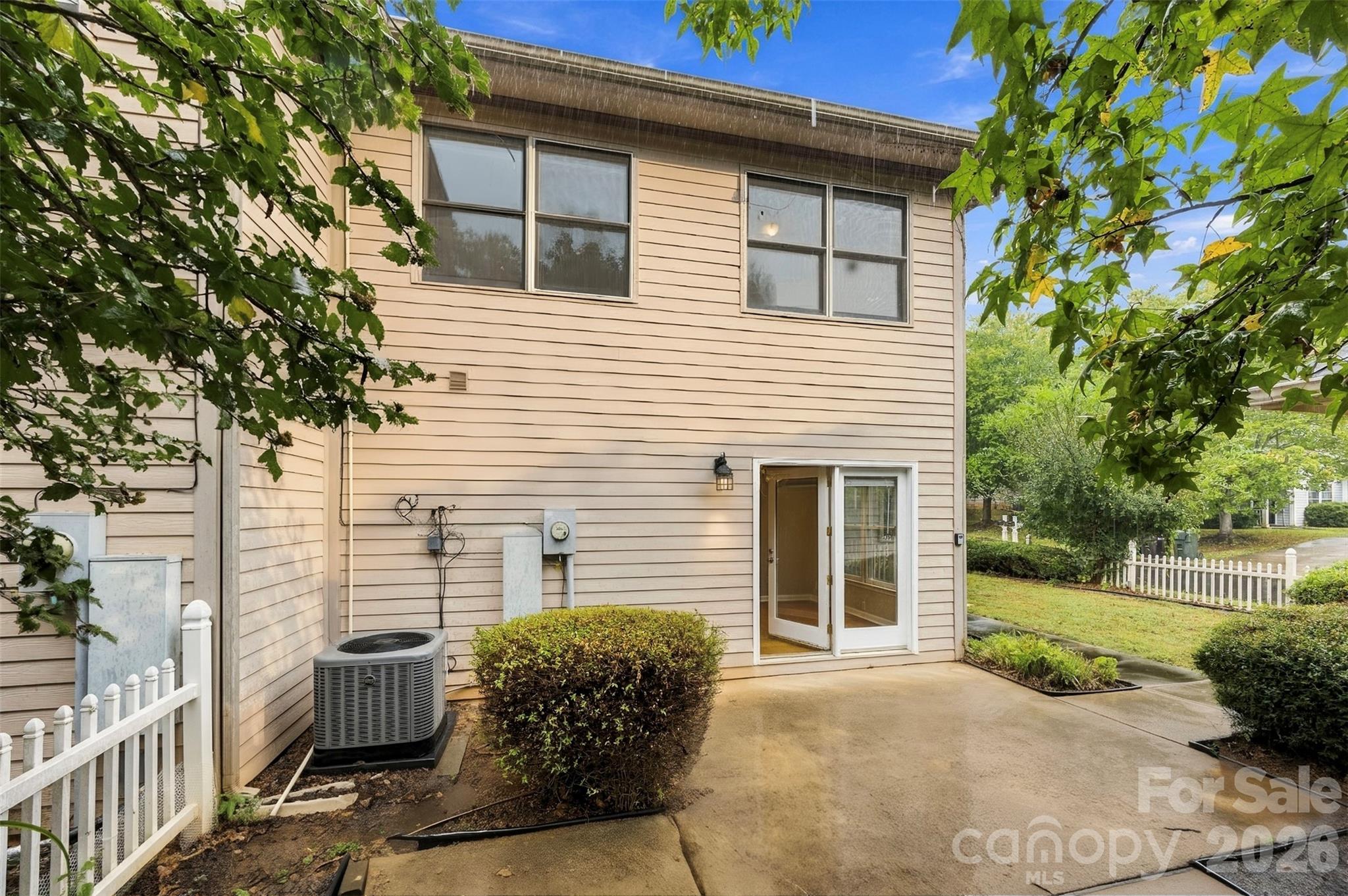 Townhouse at 1605 Begonia Way, Rock Hill, photo 23 of 24
