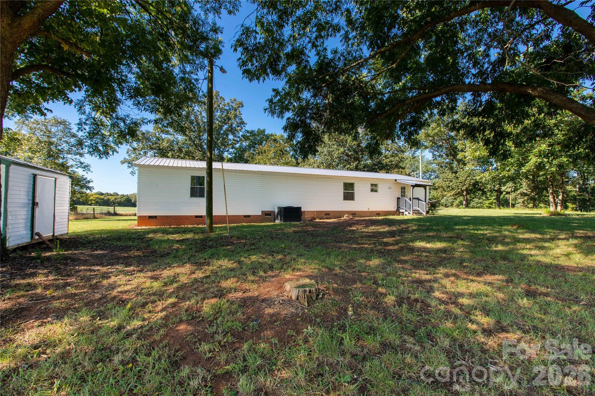 Single Family Residence at 6177 Shiloh Unity Road, Lancaster, photo 33 of 43