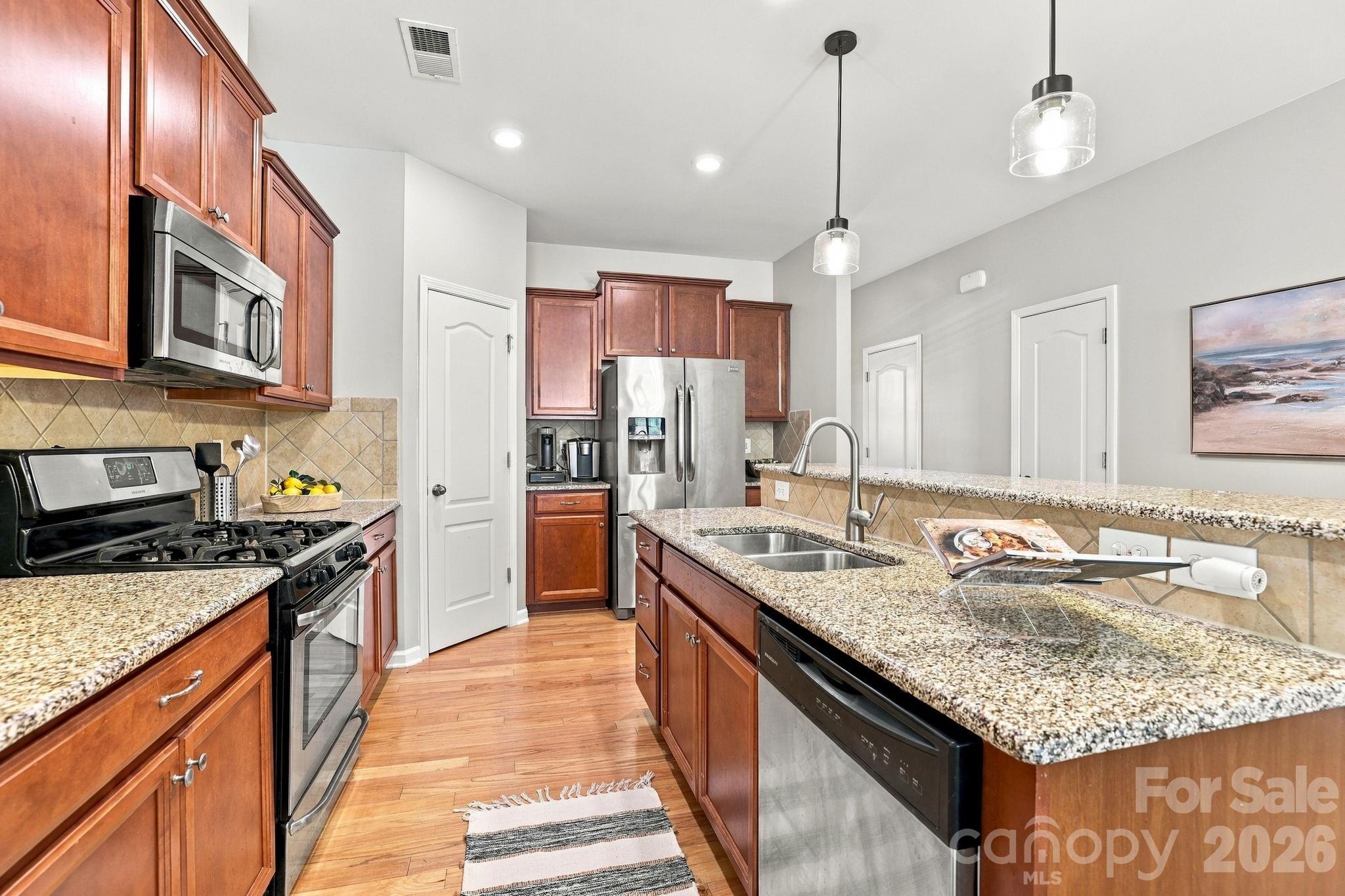 Townhouse at 6027 Turkey Oak Lane, Fort Mill, photo 6 of 28