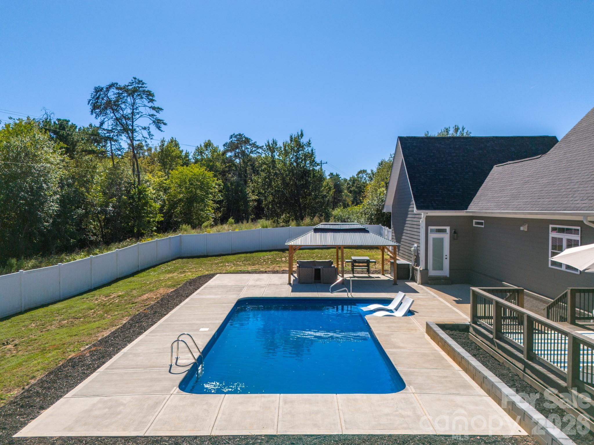 Single Family Residence at 6 Leisure Circle, Granite Falls, photo 5 of 48