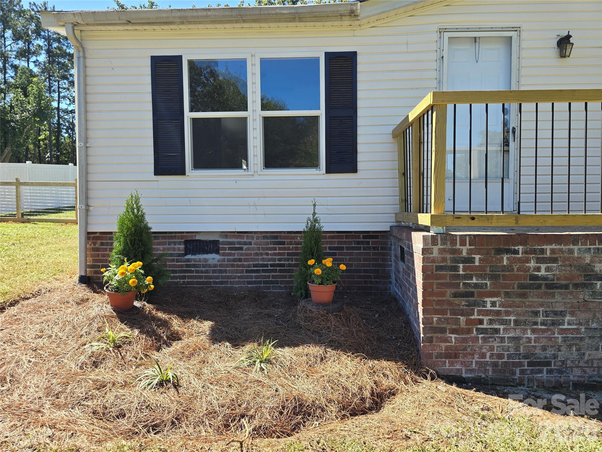 Nice Landscaping (covers septic risers) - 660 Childers Road, Cleveland