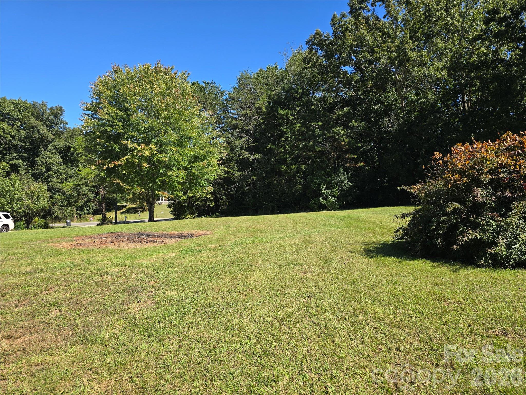 Huge Front Yard! - 660 Childers Road, Cleveland