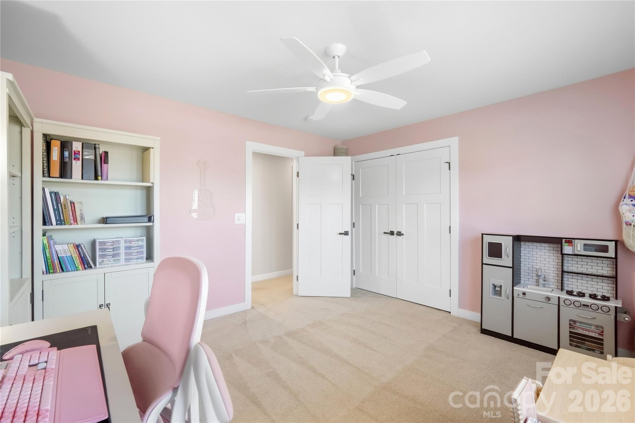 Bedroom 3 has a double-door closet and plenty of floor space. - 912 Manorwood Drive, Waxhaw