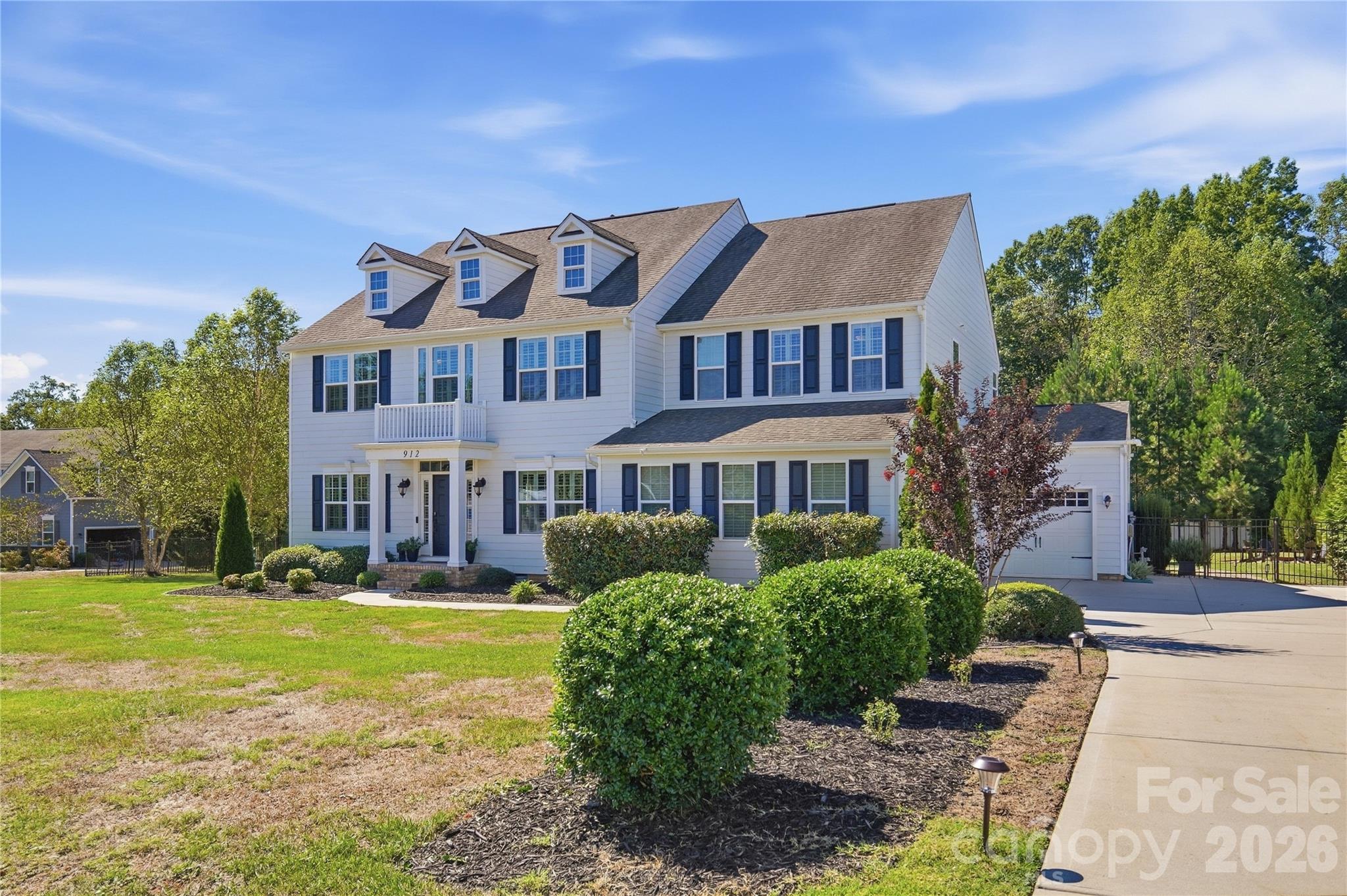 912 Manorwood Drive