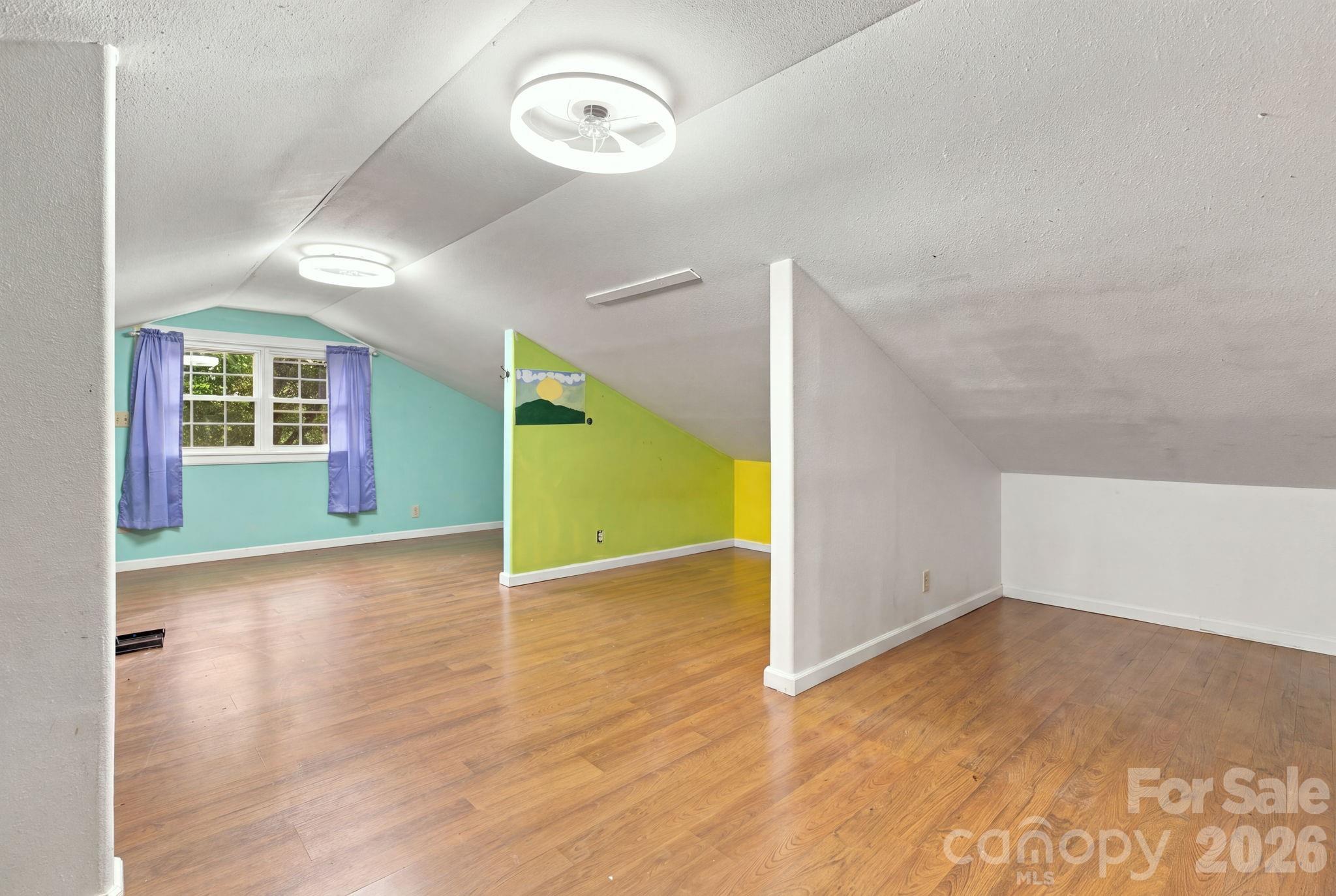 Bonus room - 1345 Shirebourn None, Hickory