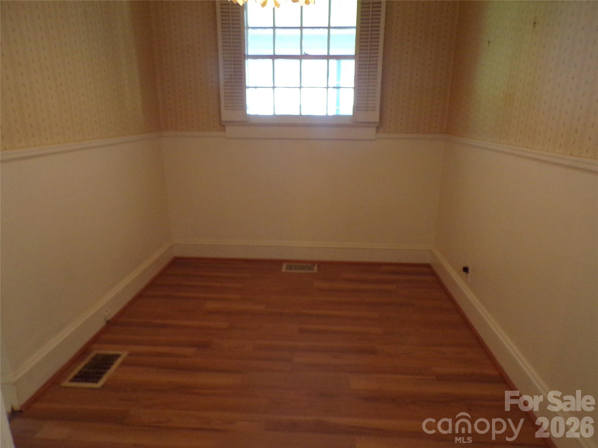 Dining Room LVP - 608 1st Street W, Conover
